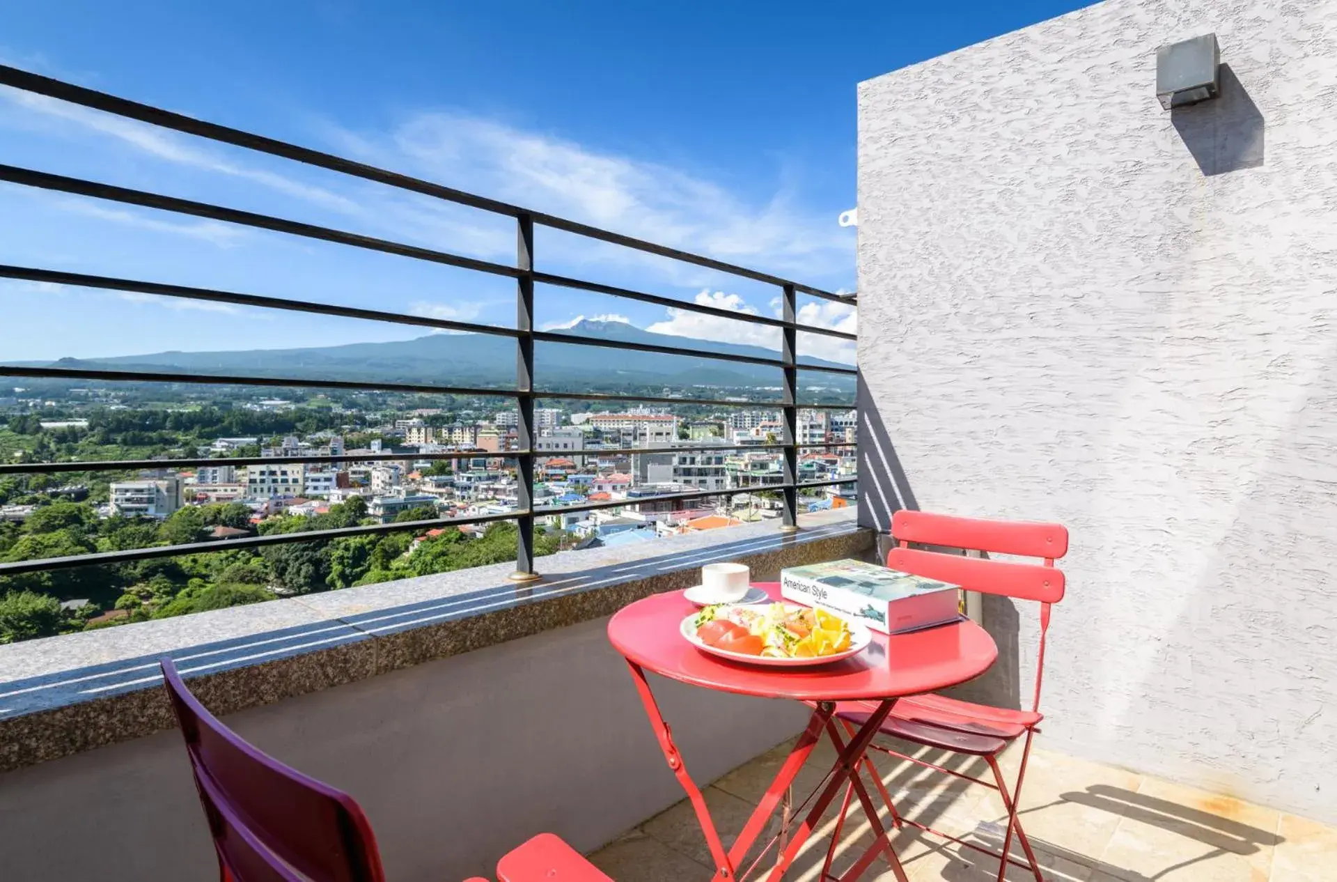 Balcony/Terrace in Shinshin Hotel Cheonjiyeon