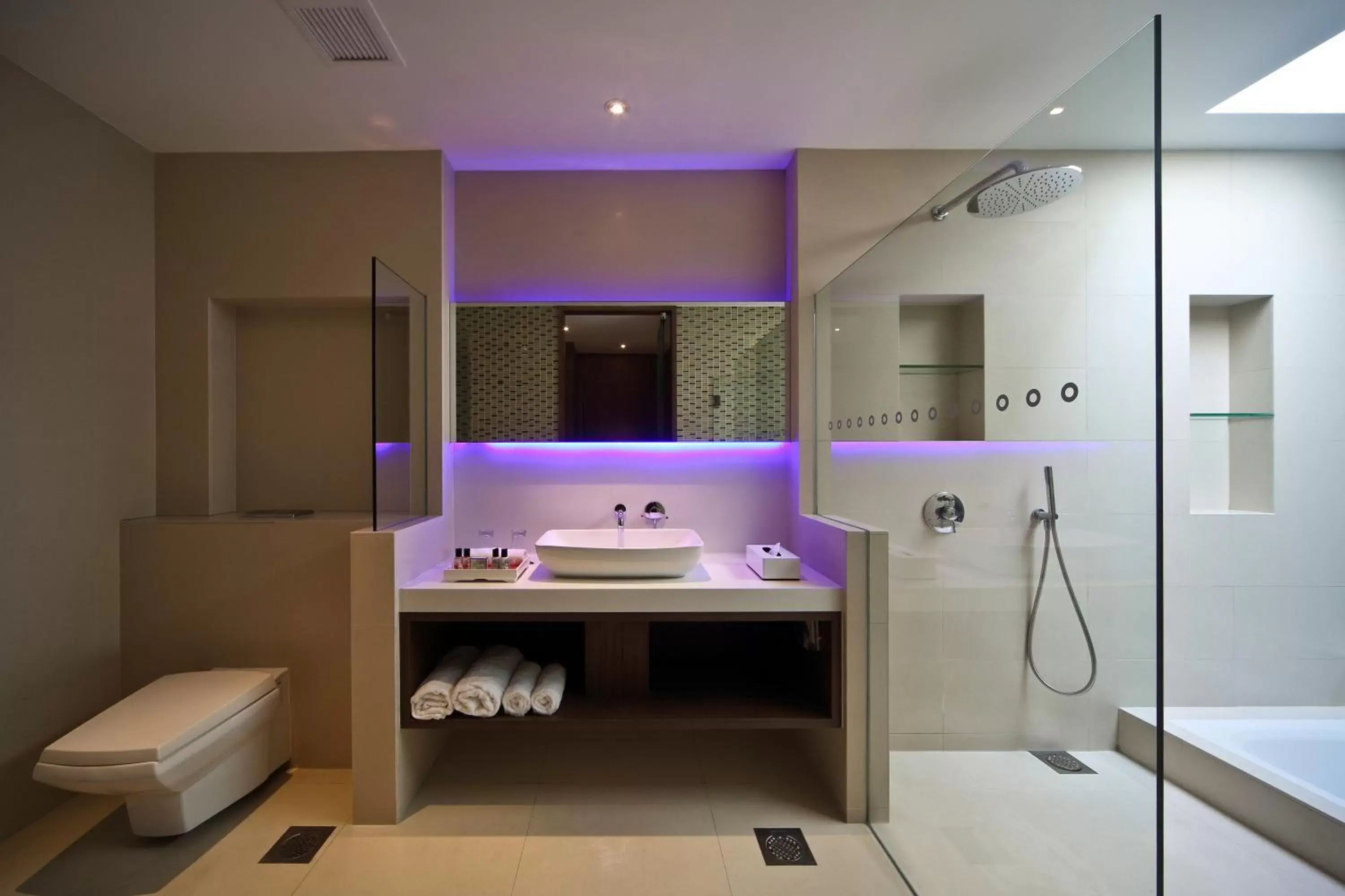 Bathroom in ONE15 Marina Sentosa Cove Singapore