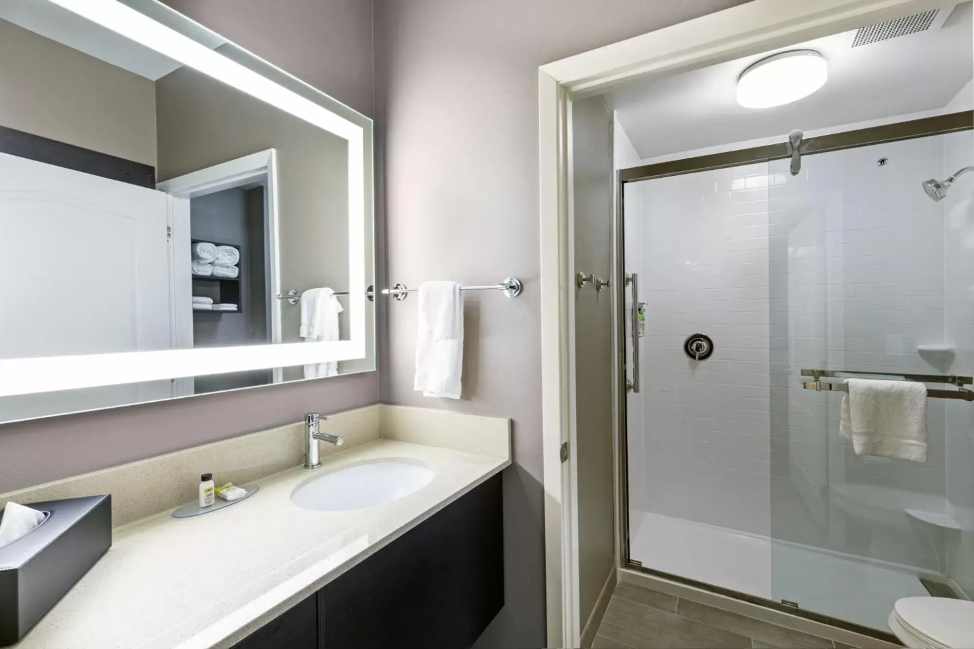 Shower, Bathroom in Staybridge Suites - Houston IAH Airport East, an IHG Hotel