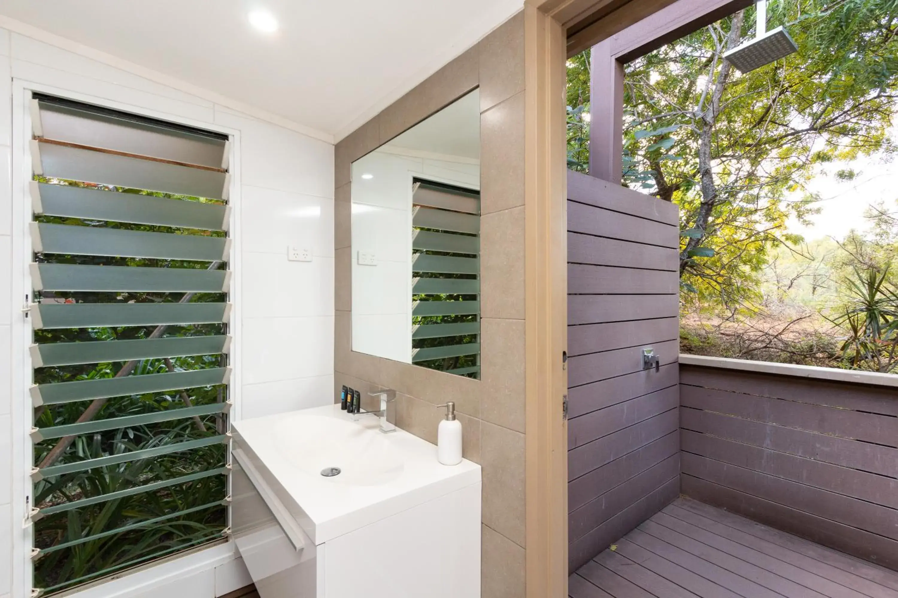 Shower, Bathroom in The Billi Resort