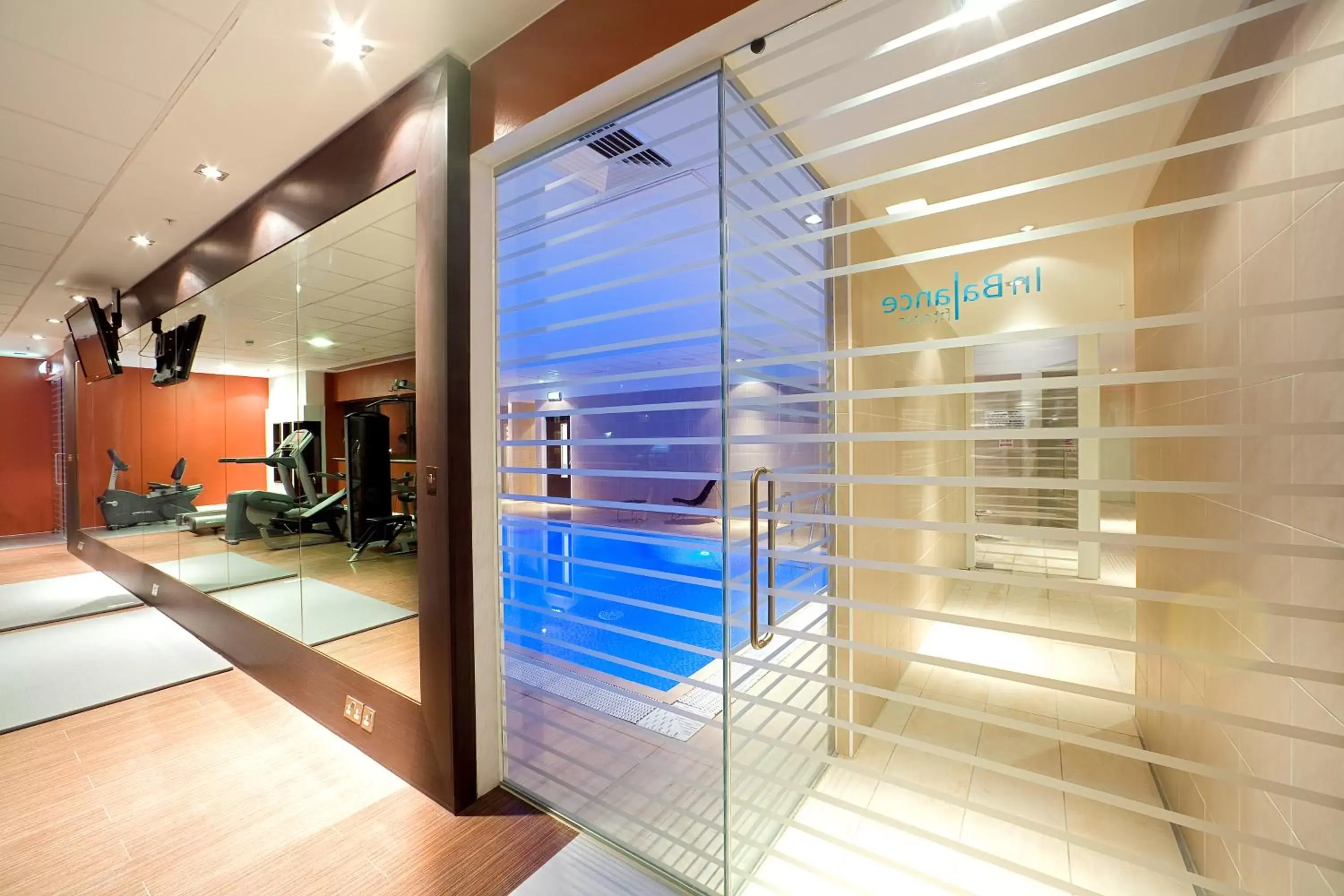 Lobby or reception, Swimming Pool in Novotel London Paddington