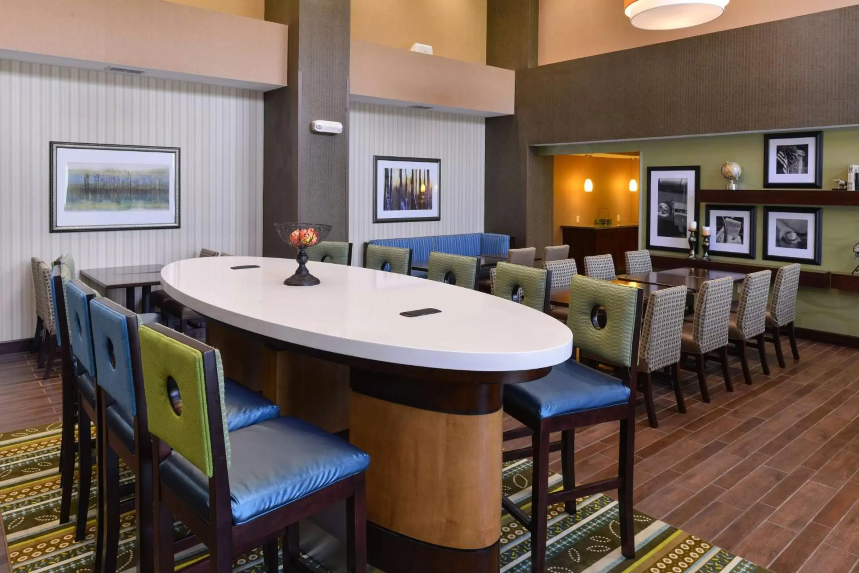 Lobby or reception in Hampton Inn & Suites St. Louis - Edwardsville