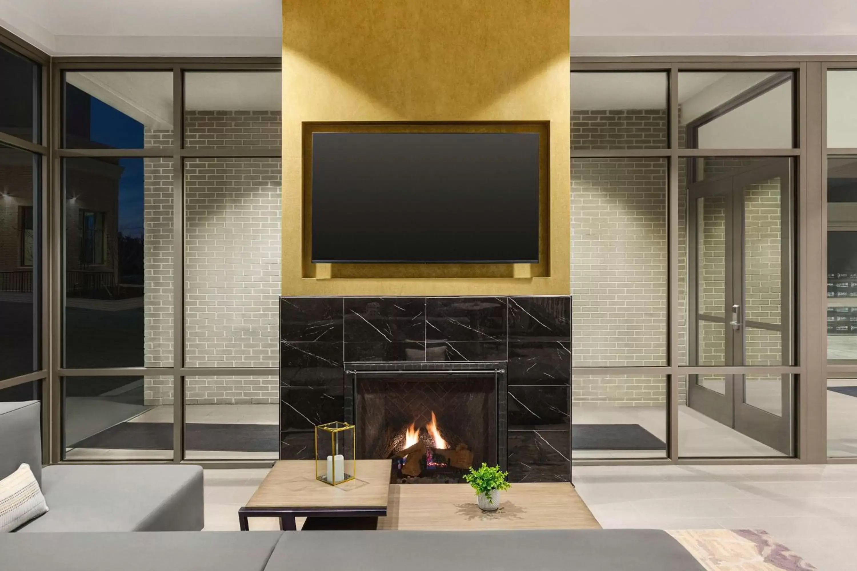 Lobby or reception, TV/Entertainment Center in Hilton Garden Inn Nashville West End Avenue