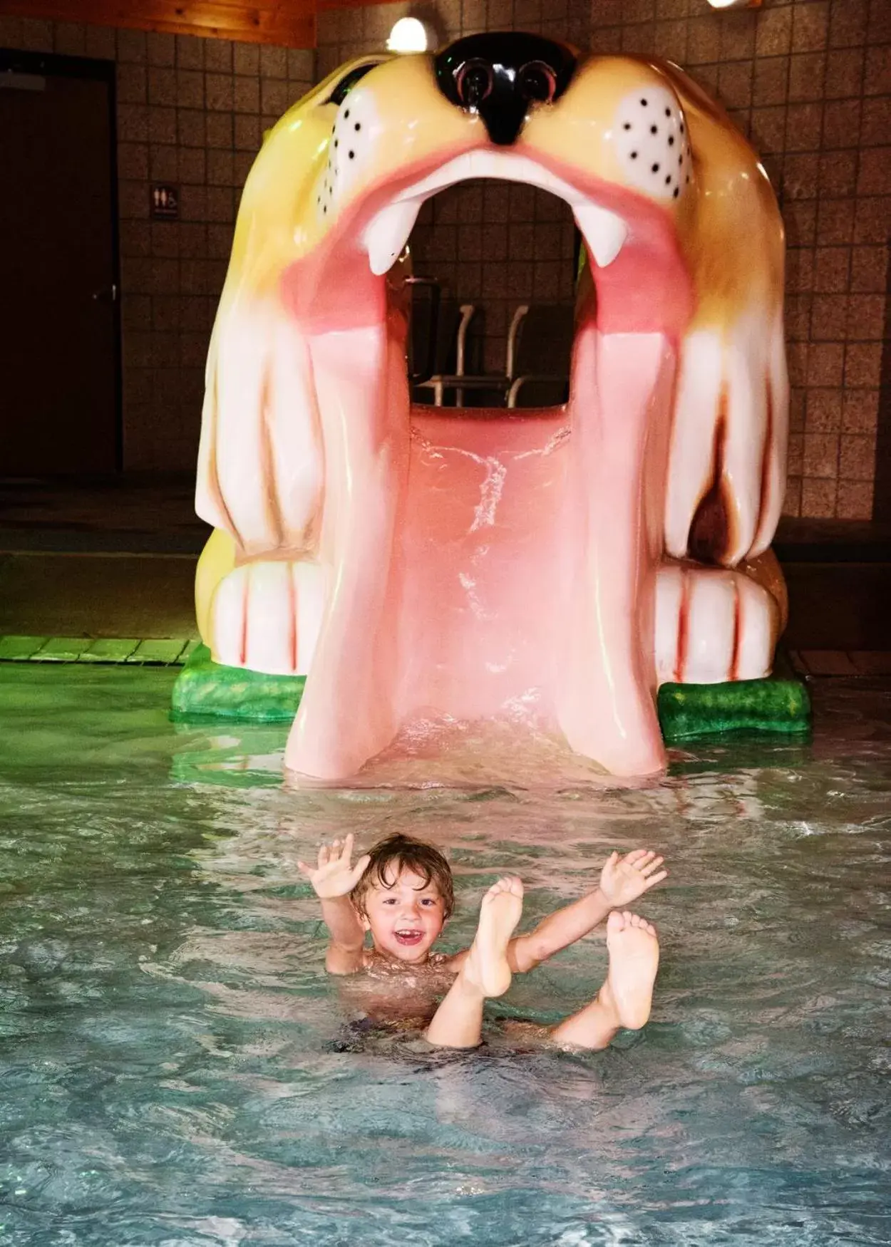 Swimming Pool in Hotel Glenwood Springs