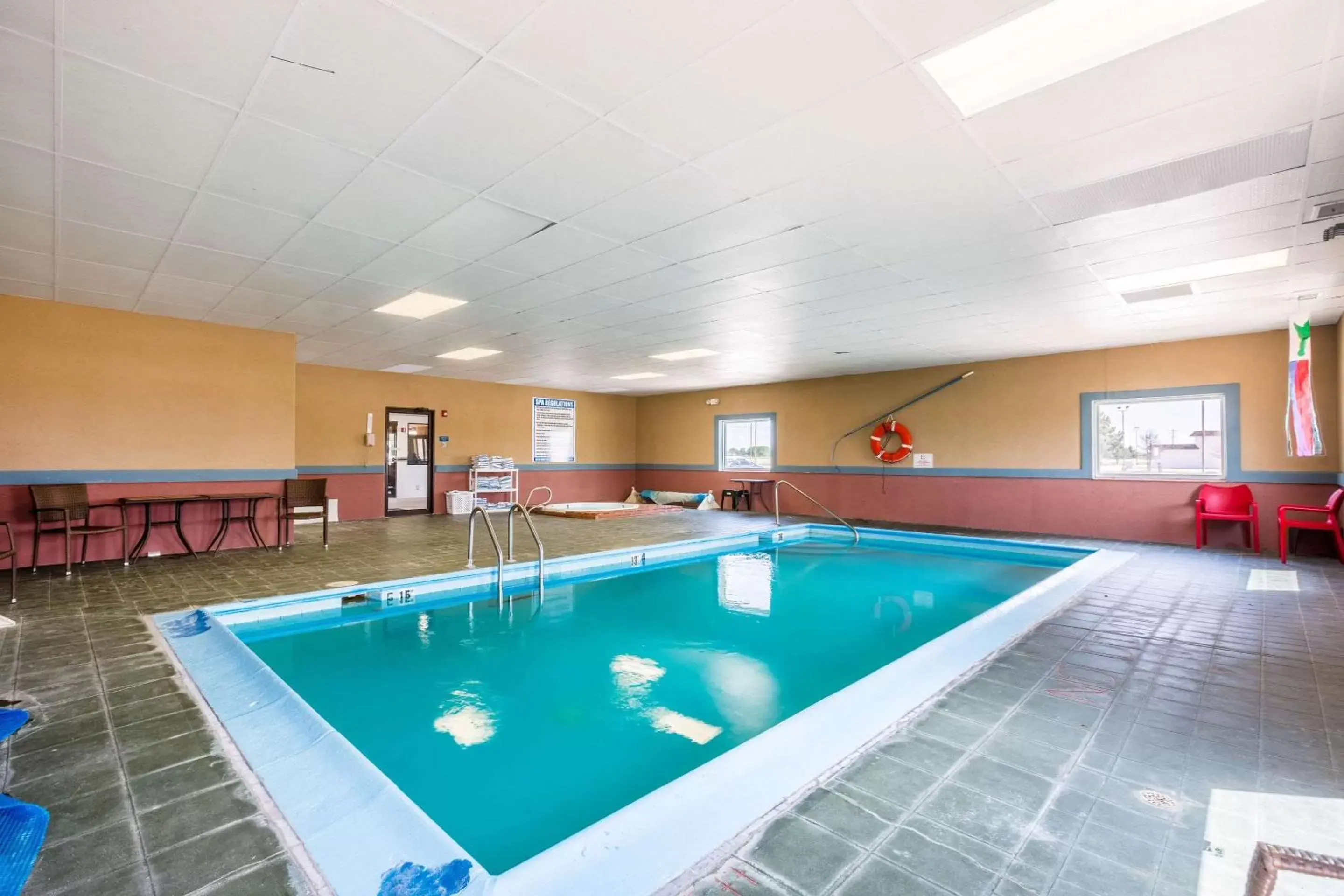 On site, Swimming Pool in Quality Inn Scottsbluff