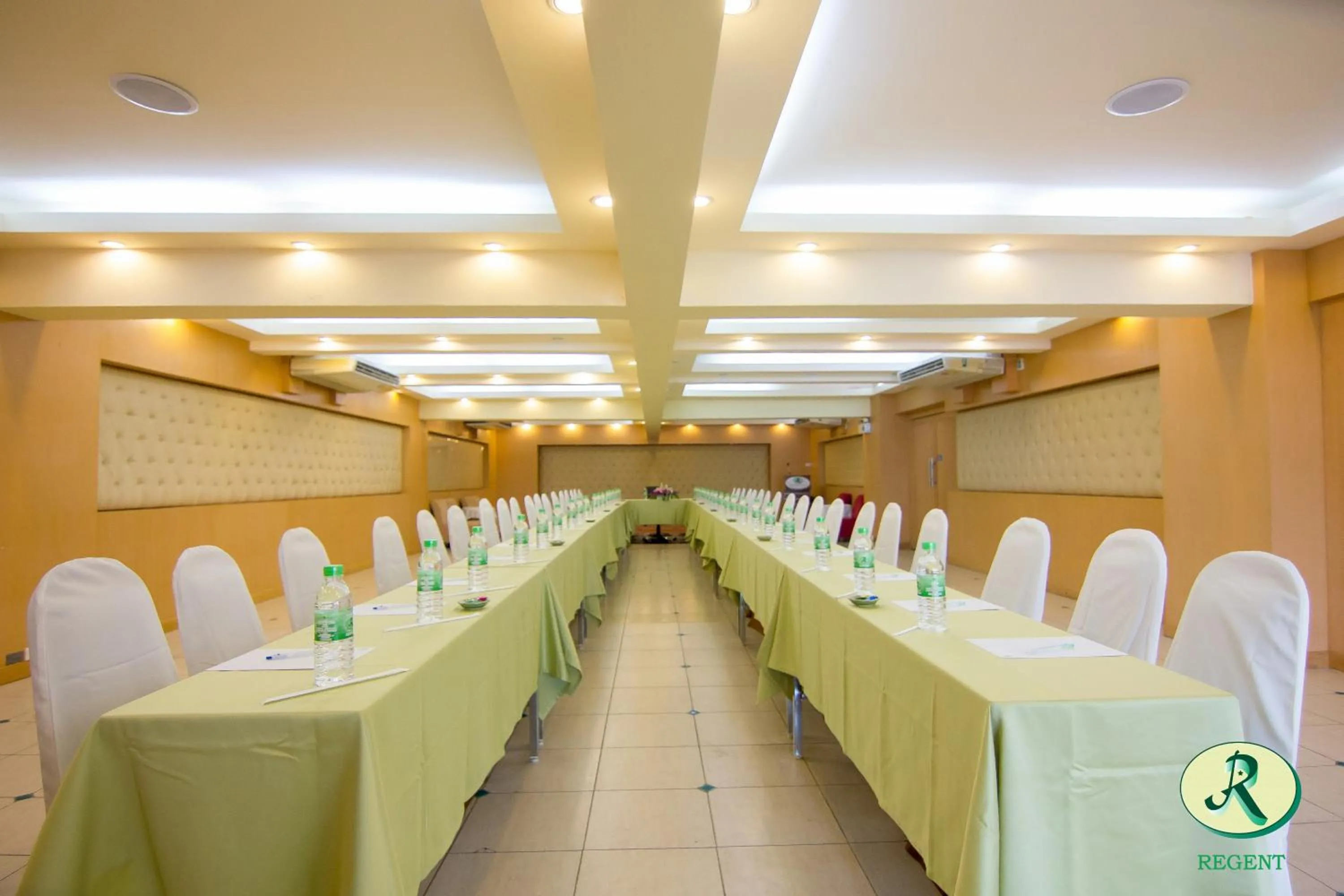 Meeting/conference room in Regent Ramkhamhaeng 22