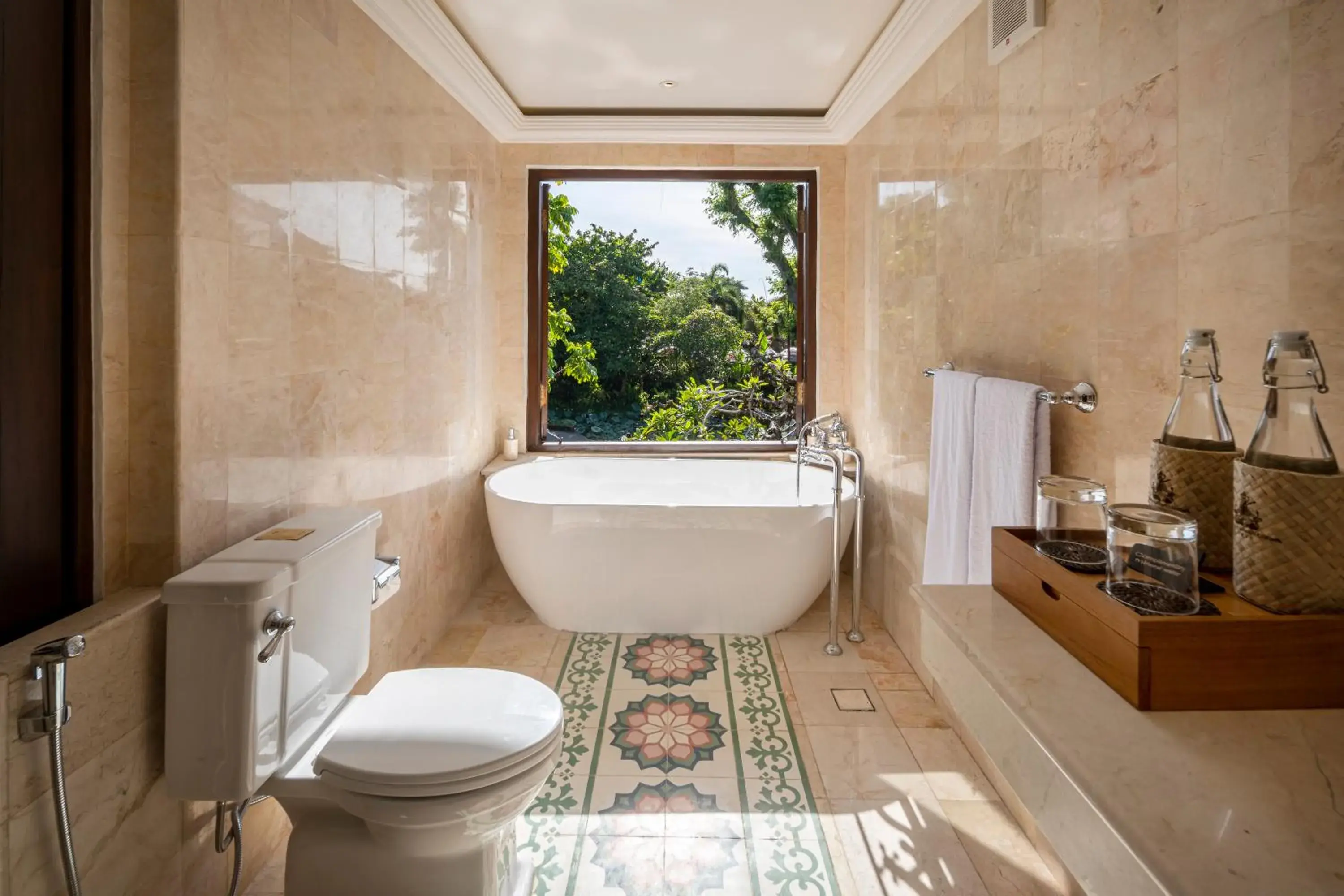 Bath, Bathroom in Puri Saraswati Dijiwa