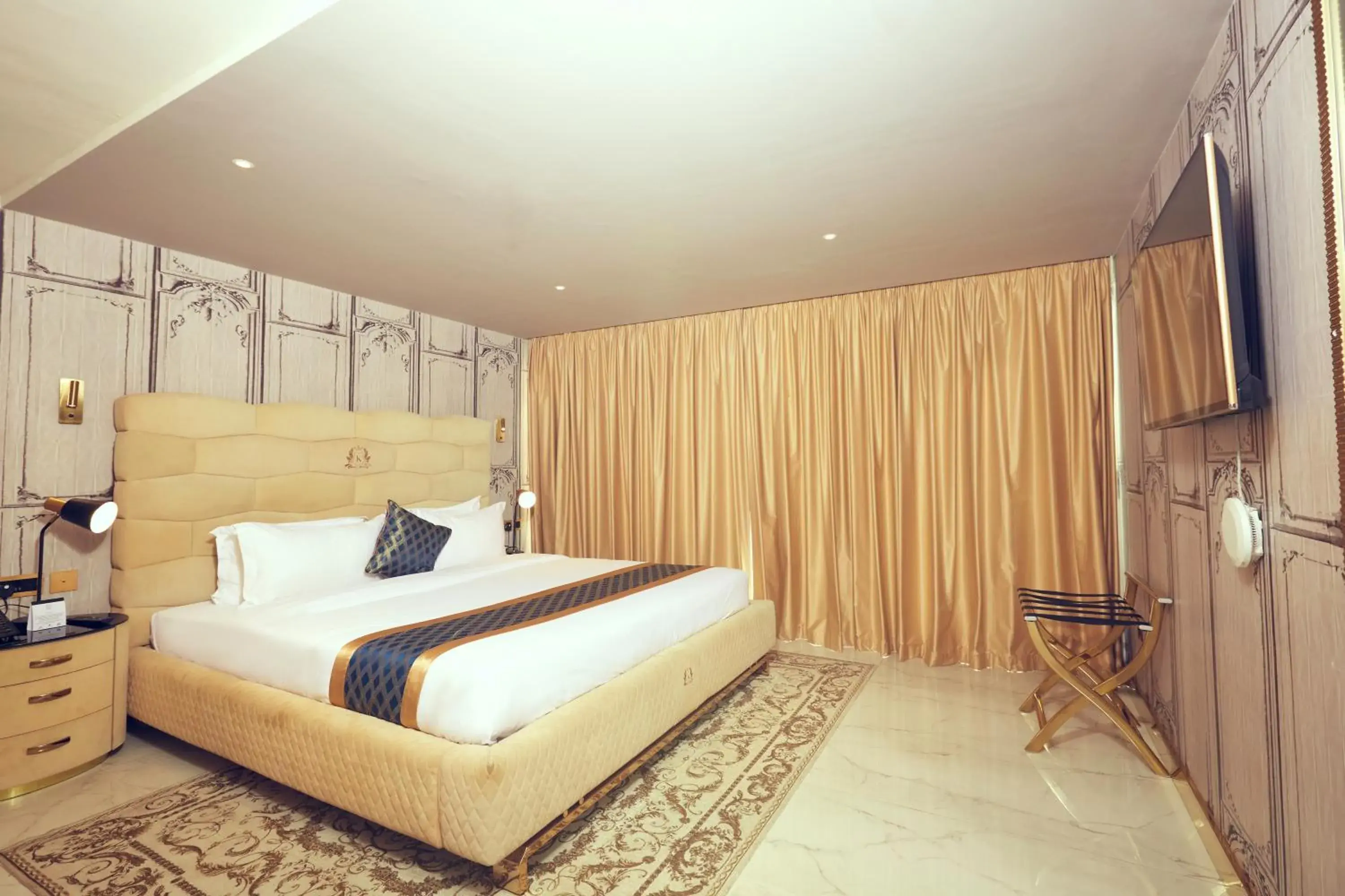 Superior Apartment - single occupancy in Number One Oxford Street Hotel & Suites Superior Apartment - single occupancy in Number One Oxford Street Hotel & Suites