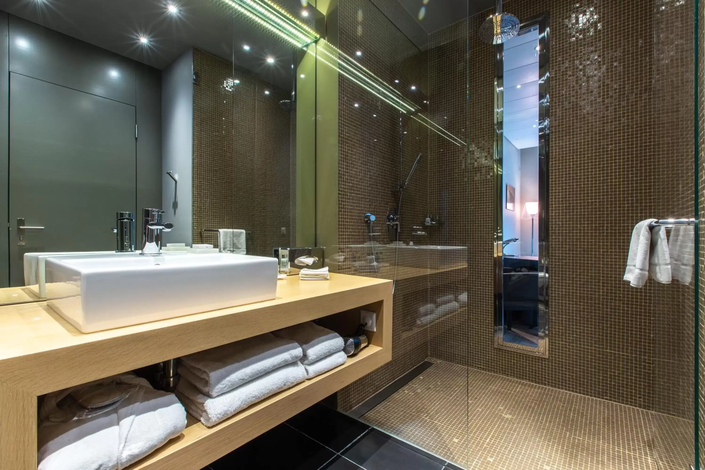 Bathroom in Radisson Blu Hotel Zurich Airport