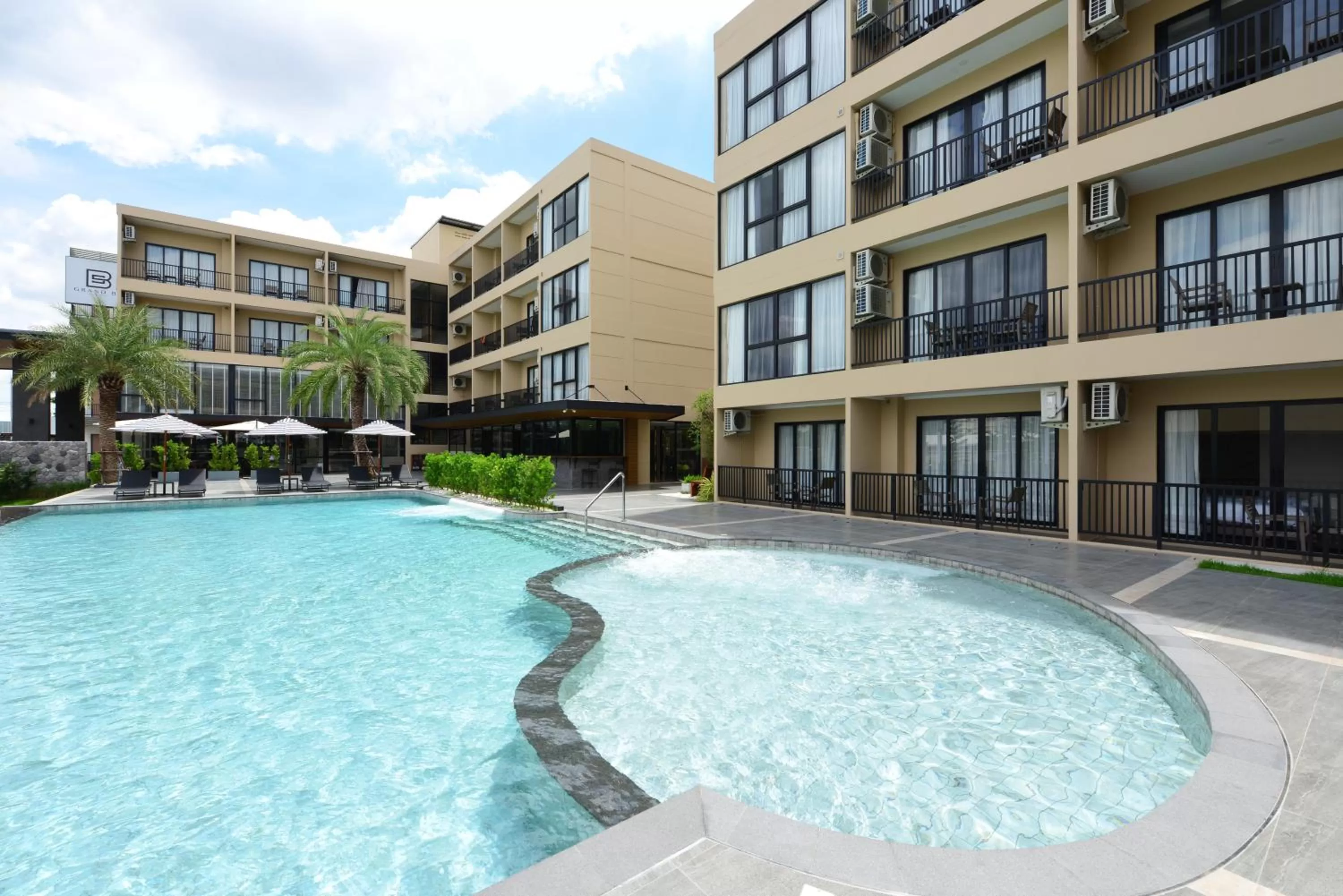 Property building in BS Residence Suvarnabhumi