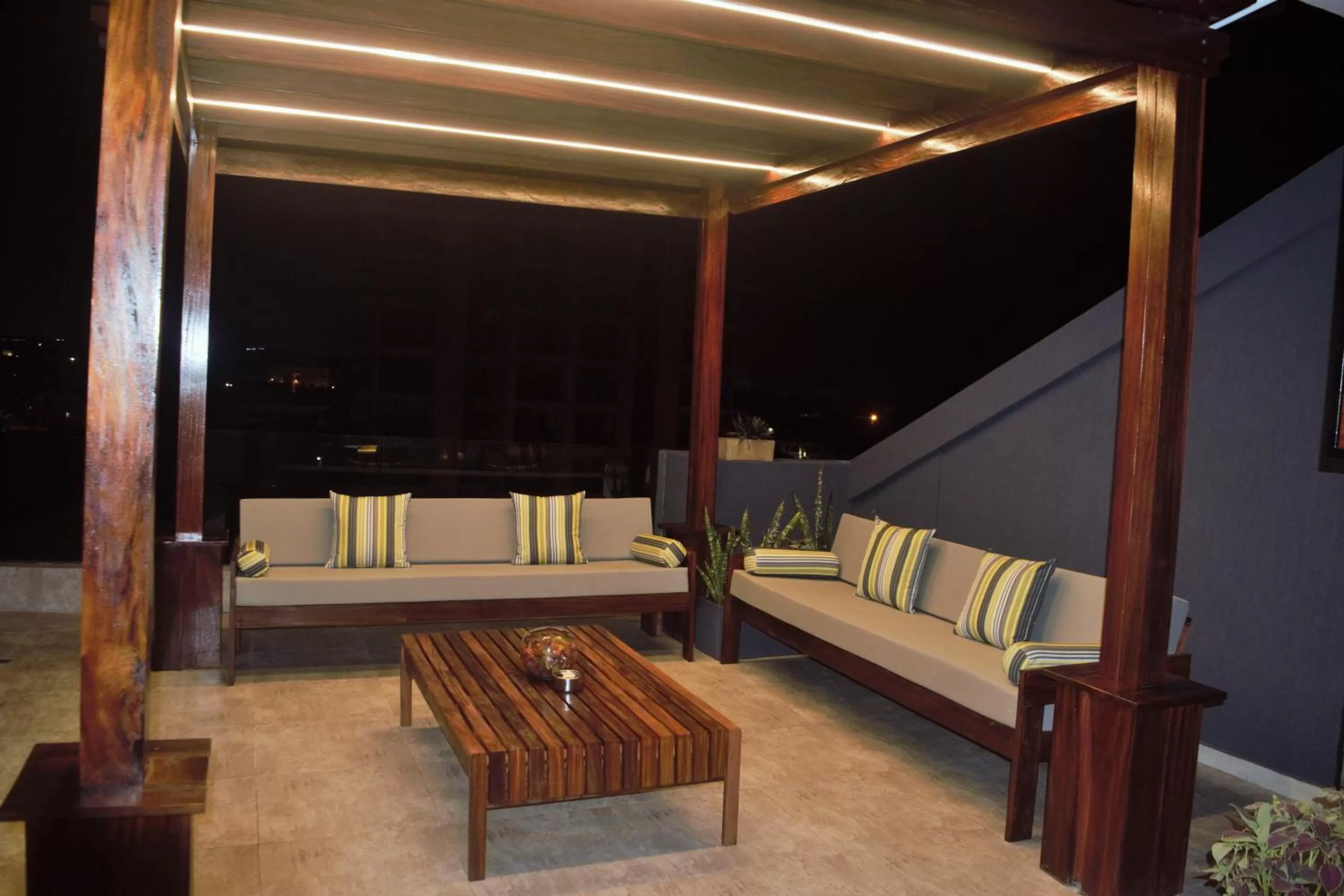 Balcony/Terrace in Montecito Apartments