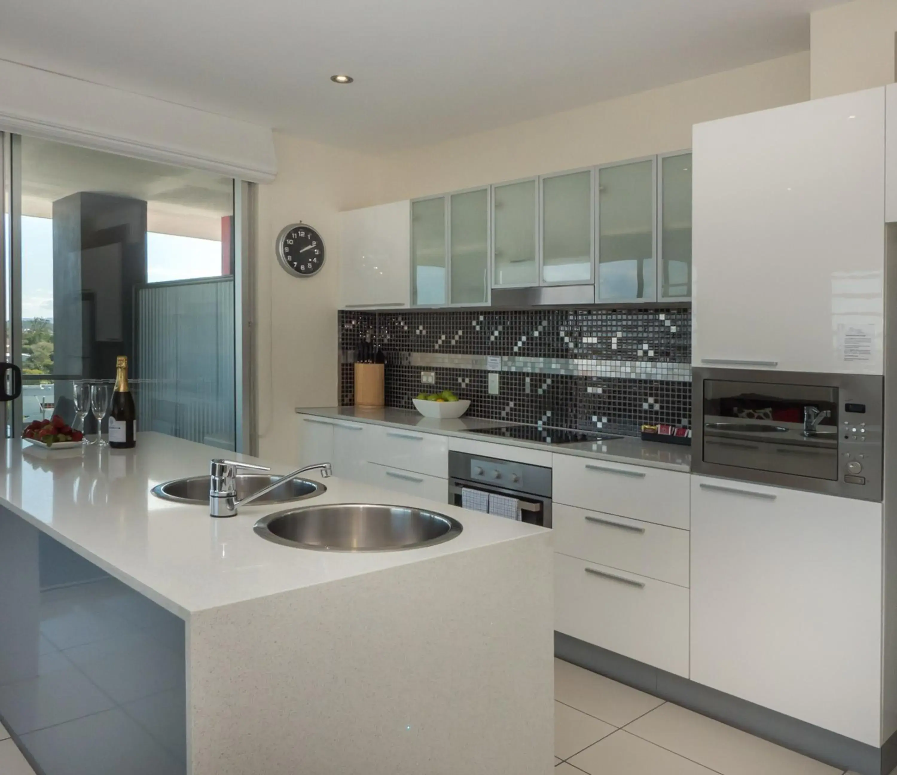 Kitchen or kitchenette, Kitchen/Kitchenette in The Chermside Apartments