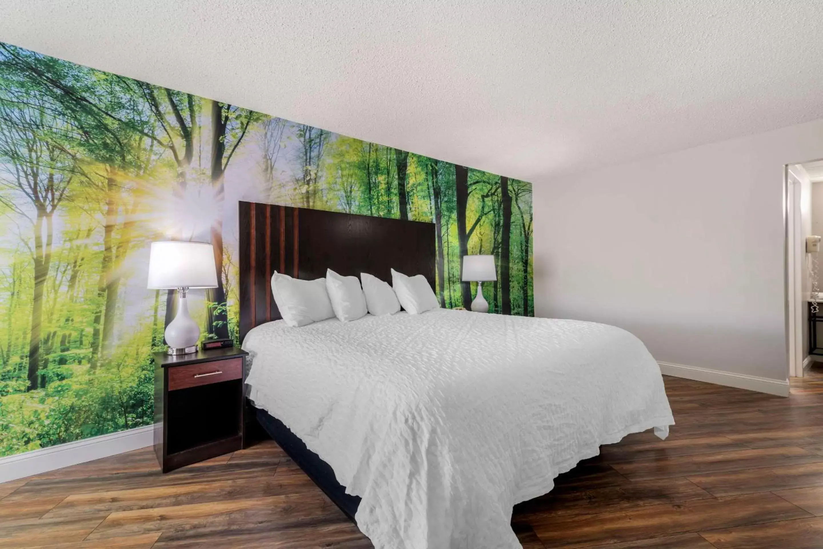 Bedroom, Bed in Black Bear Inn