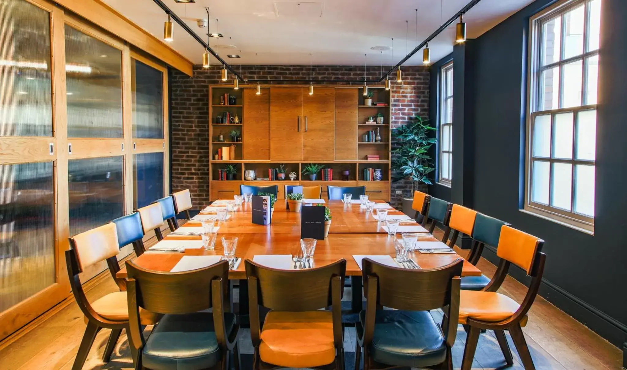 Restaurant/places to eat in Saint Pauls House Restaurant/places to eat in Saint Pauls House