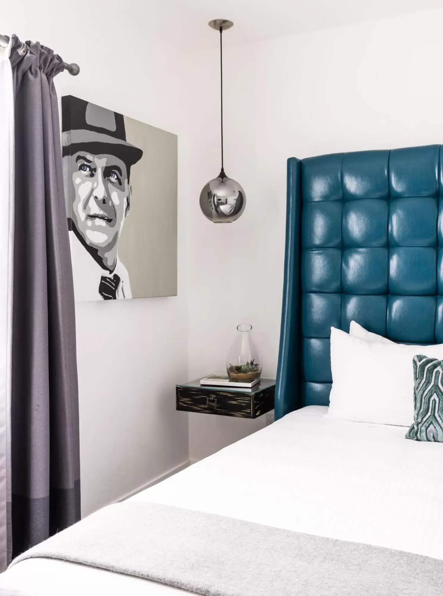 Bed in The Palm Springs Hotel Bed in The Palm Springs Hotel