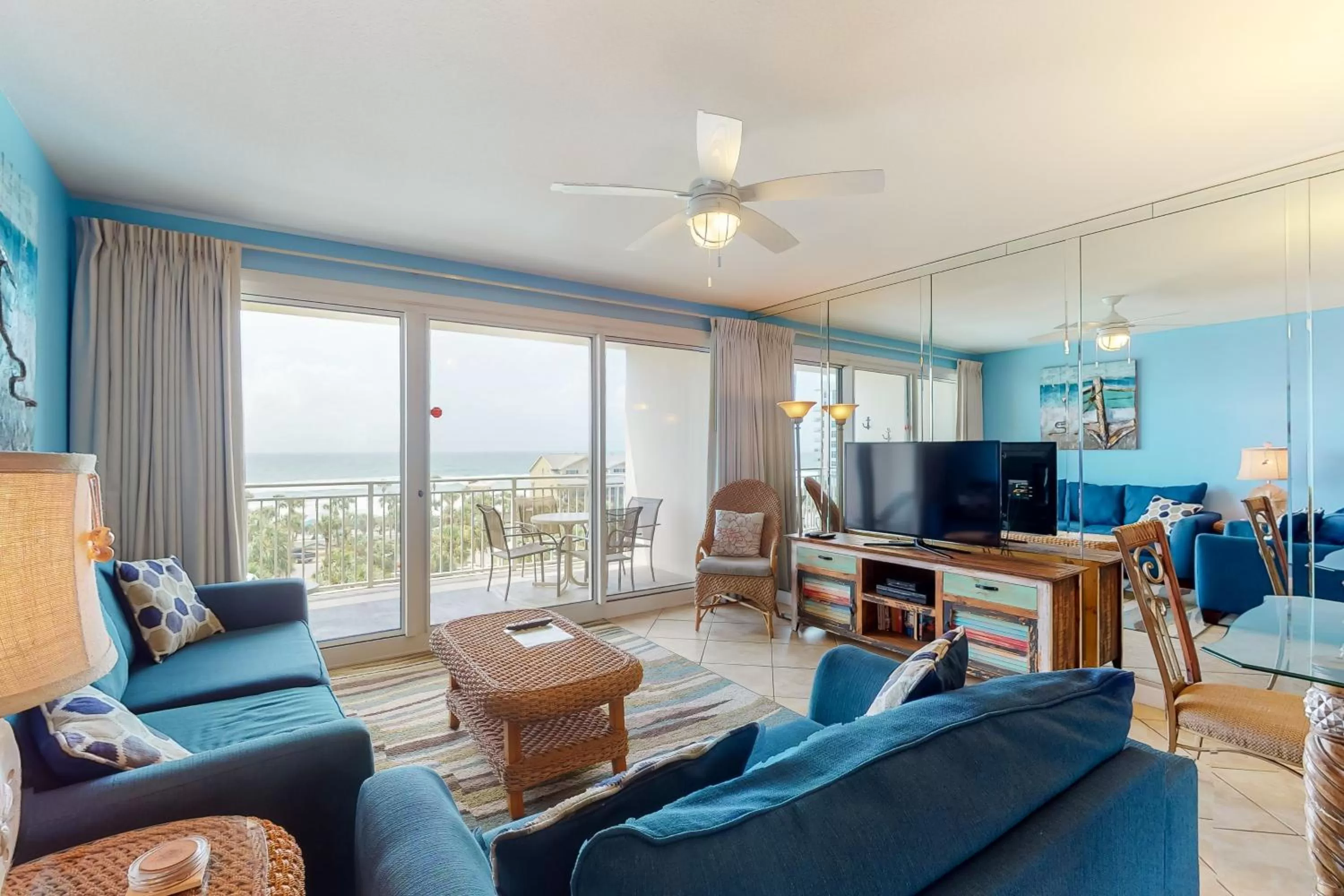 Seating Area in Sterling Shores 510 Destin (Condo)