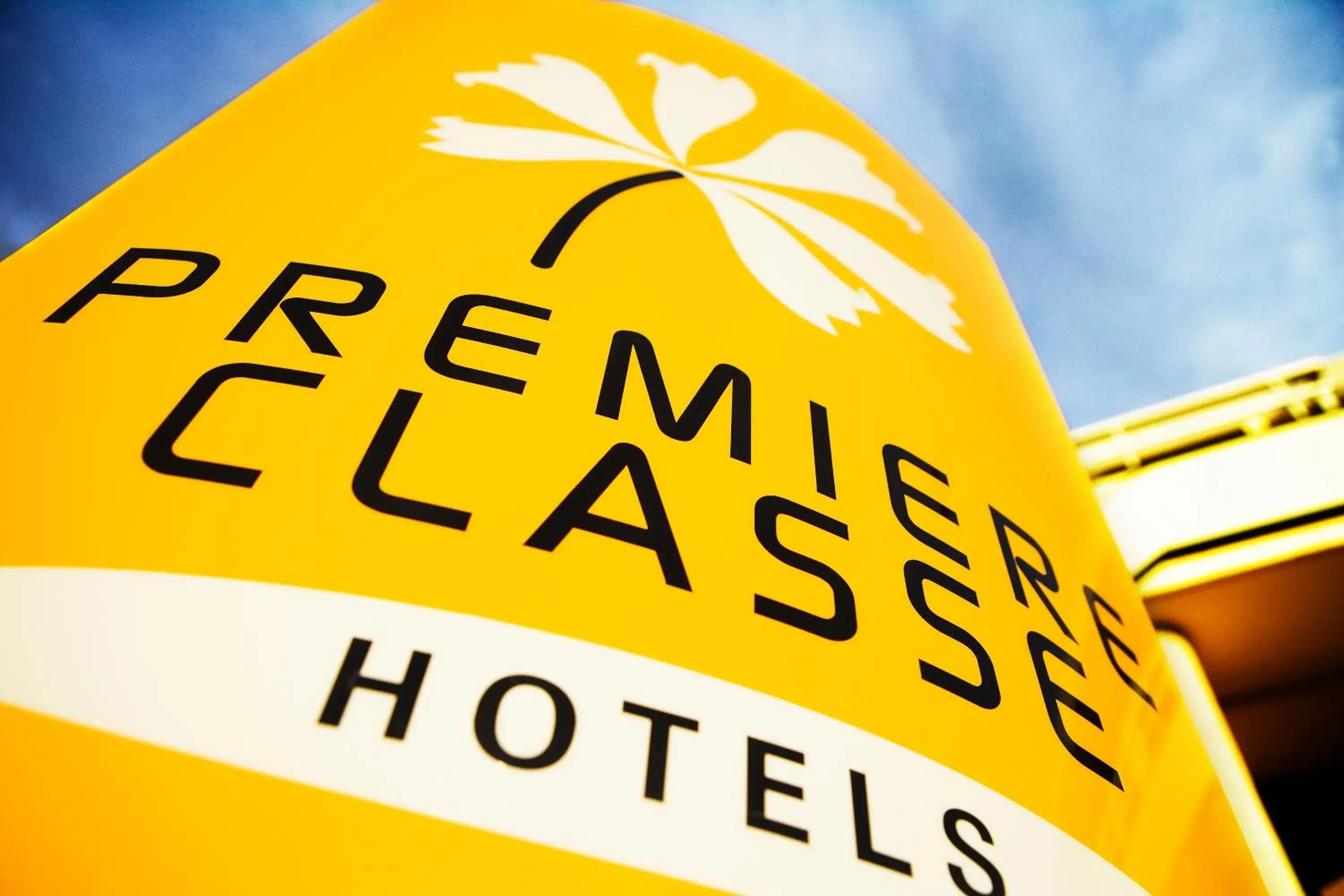 Property logo or sign in Premiere Classe Gueret