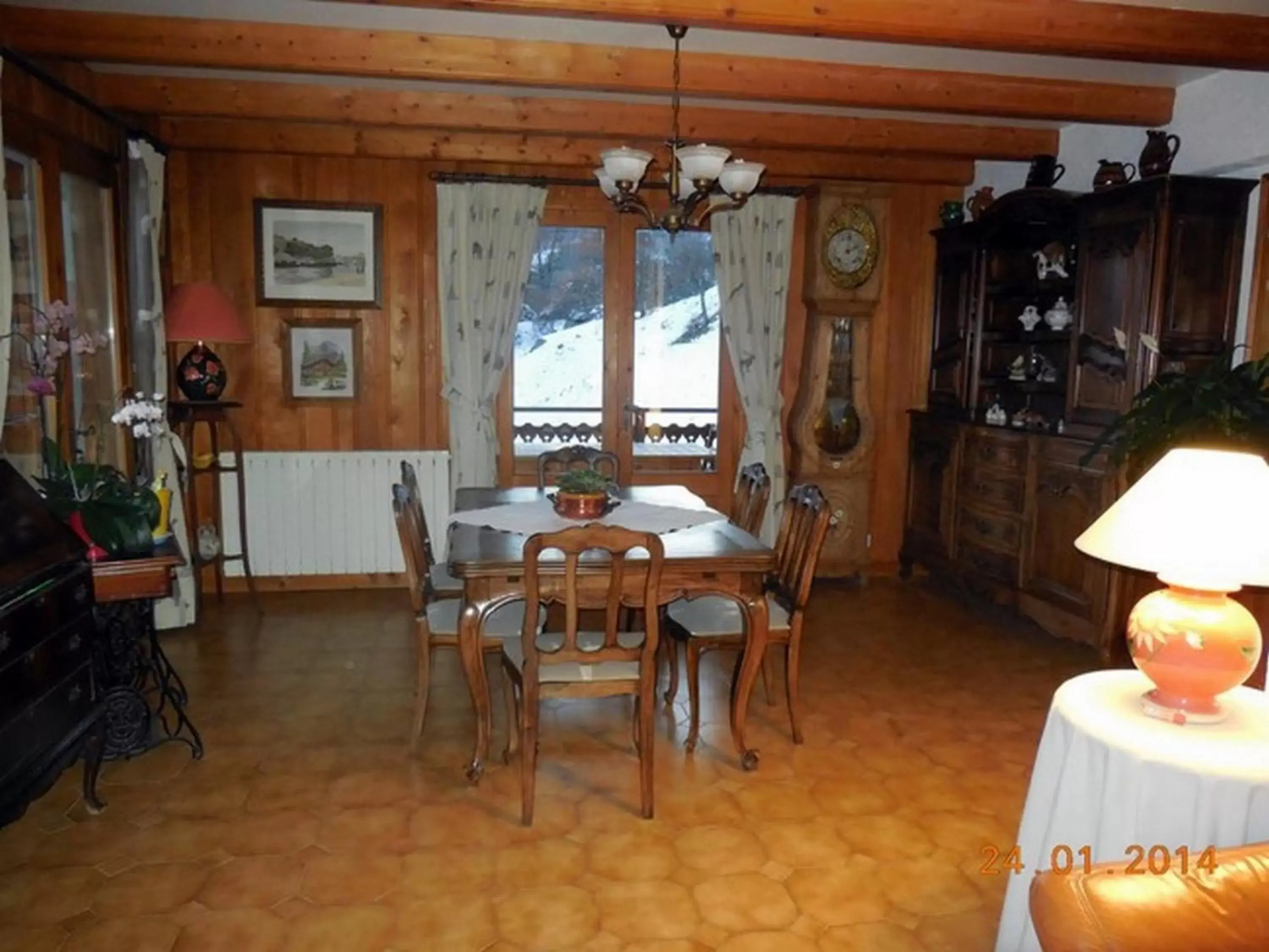 Decorative detail, Dining Area in Chambres d'hôtes les Terrasses de Varme