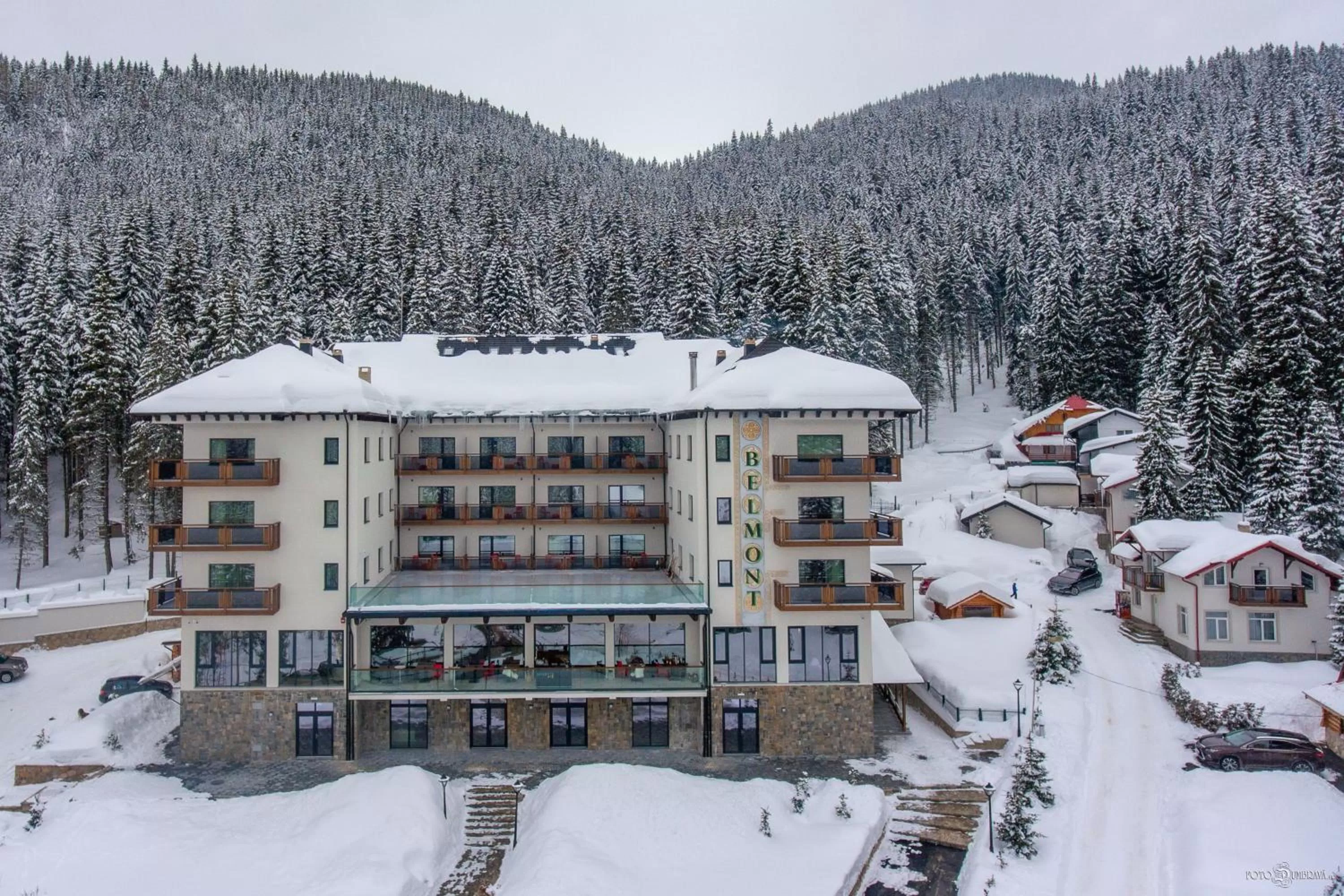 Property building, Winter in Hotel Belmont