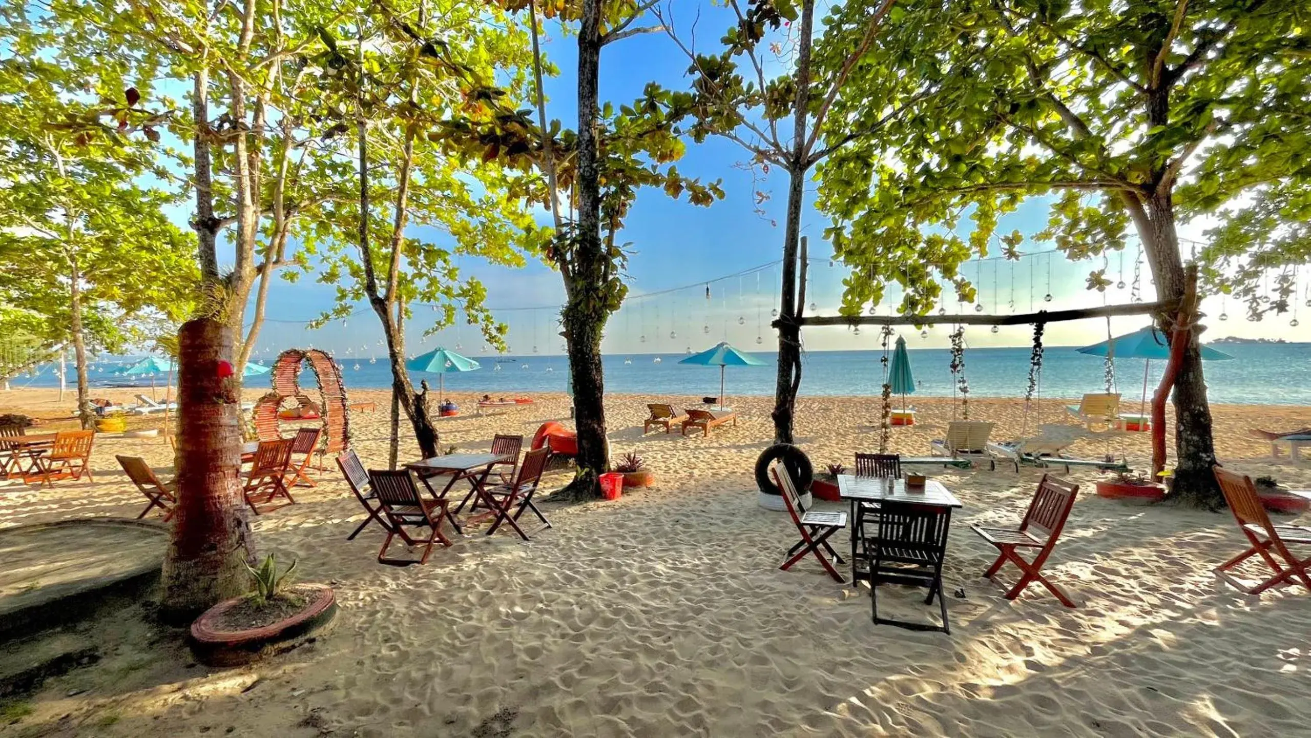 Beach in Vung Bau Resort