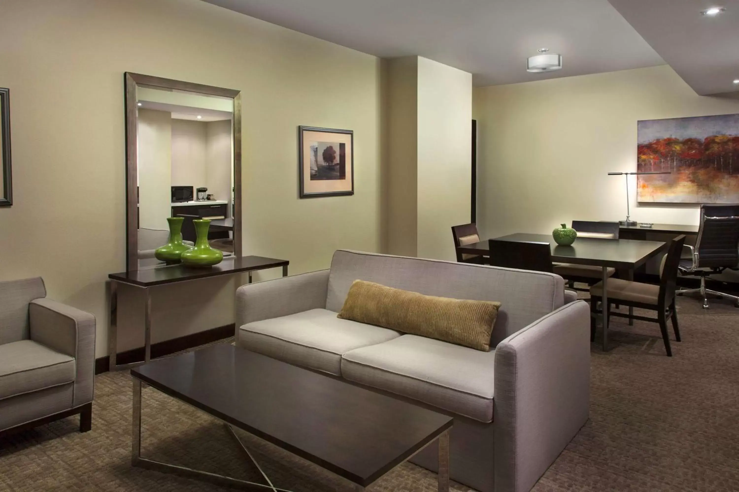 Bedroom, Seating Area in Hilton Suites Toronto-Markham Conference Centre & Spa