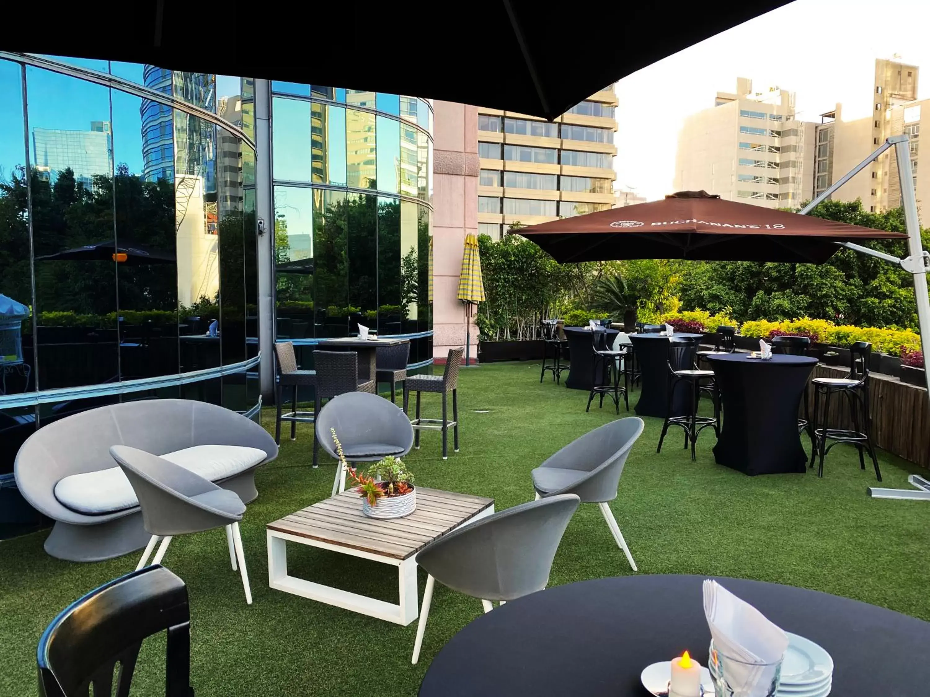 Restaurant/places to eat in Hotel Marquis Reforma