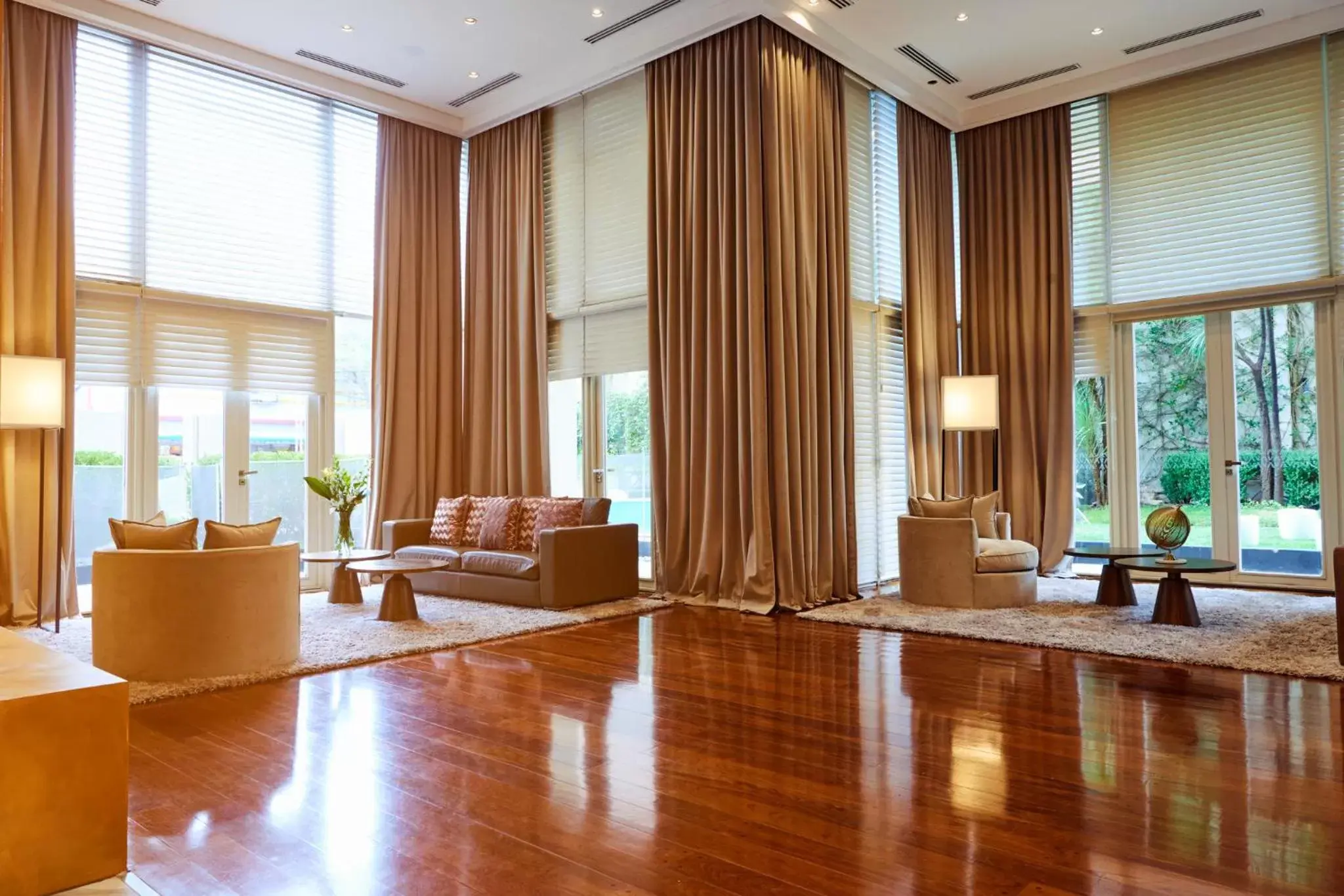 Lobby or reception in Hotel Del Comahue
