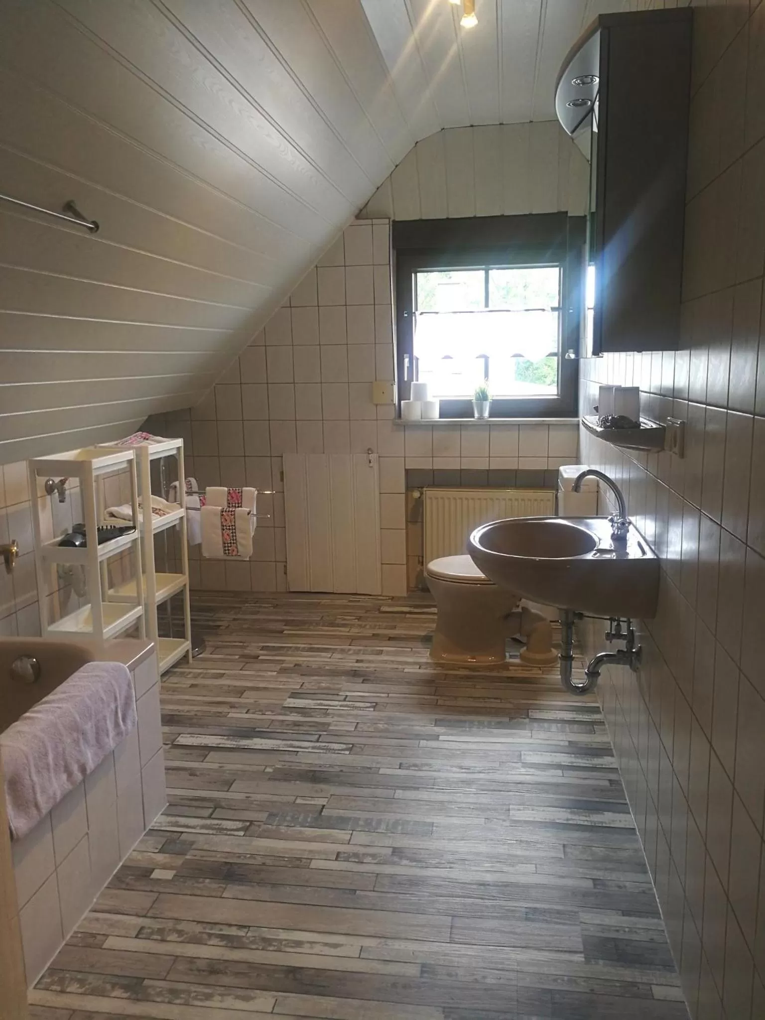 Bathroom in Gasthof Zur Burg