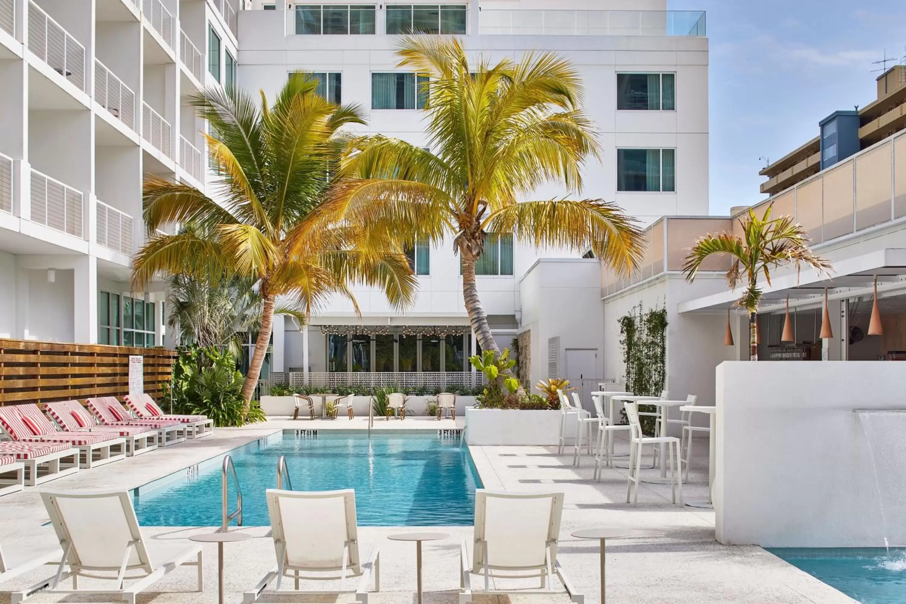 Swimming Pool in The Sarasota Modern, a Tribute Portfolio Hotel