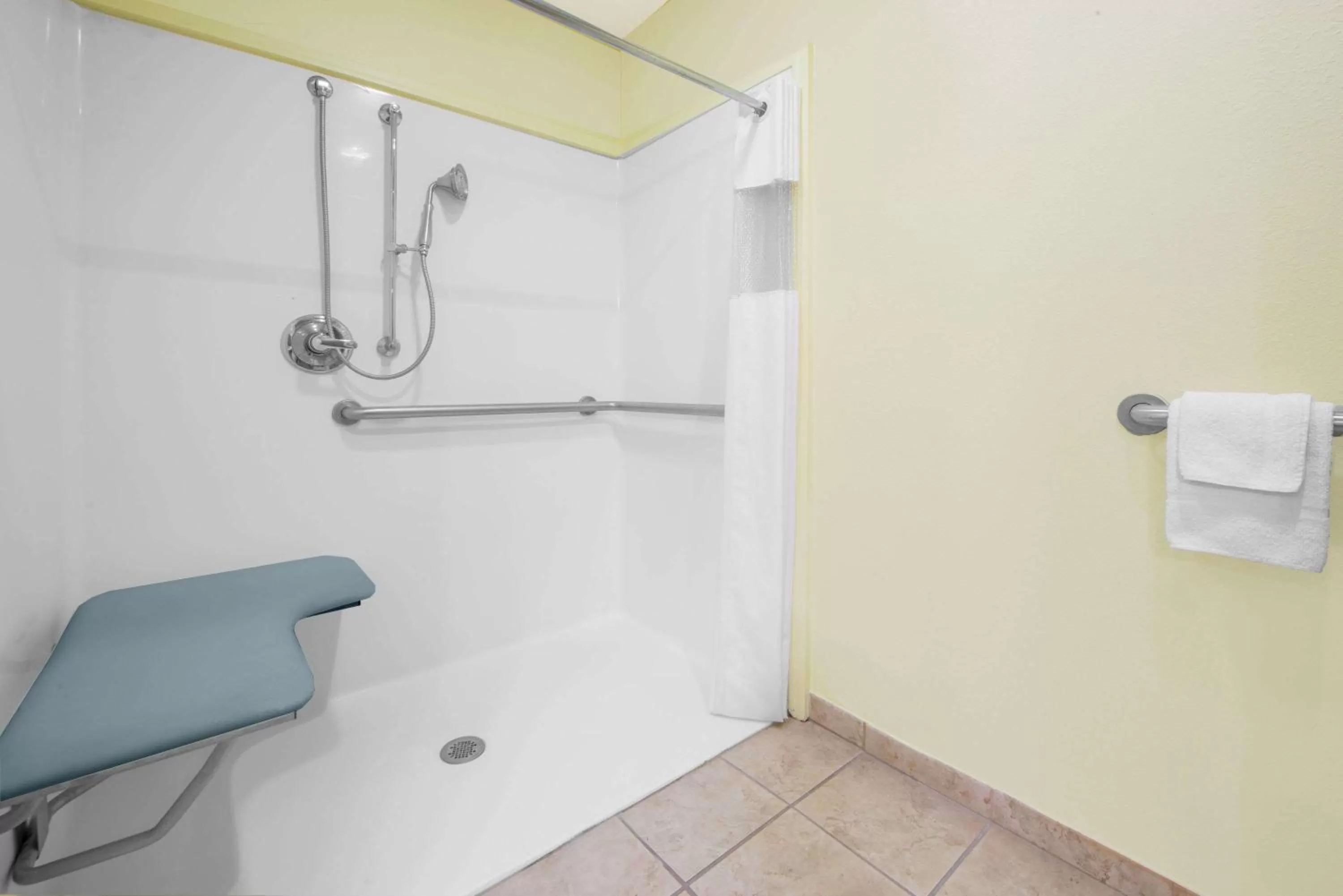 Bathroom in Days Inn by Wyndham Lubbock South