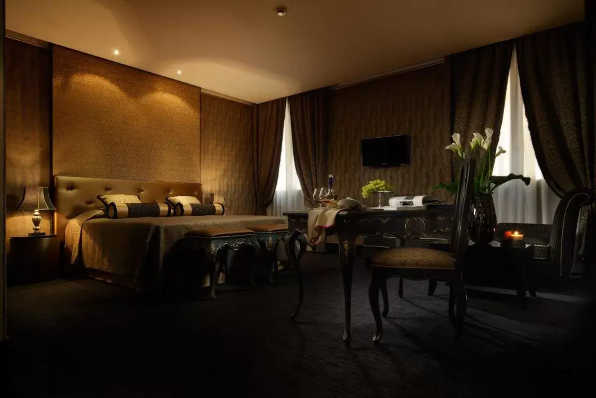 Junior Suite in Aqua Palace Junior Suite in Aqua Palace