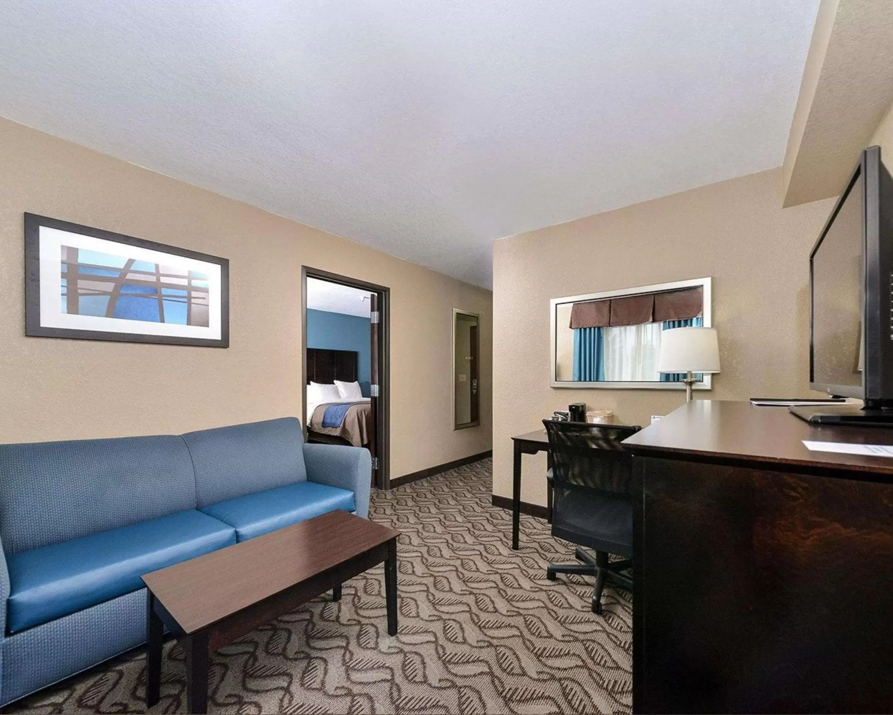 Photo of the whole room, Seating Area in Comfort Inn & Suites Springfield I-55