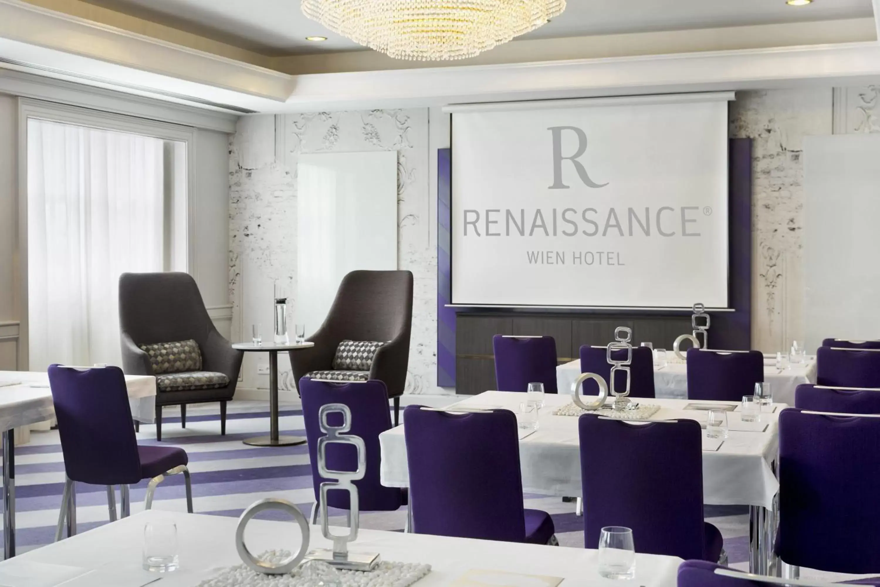 Meeting/conference room in Renaissance Wien Hotel