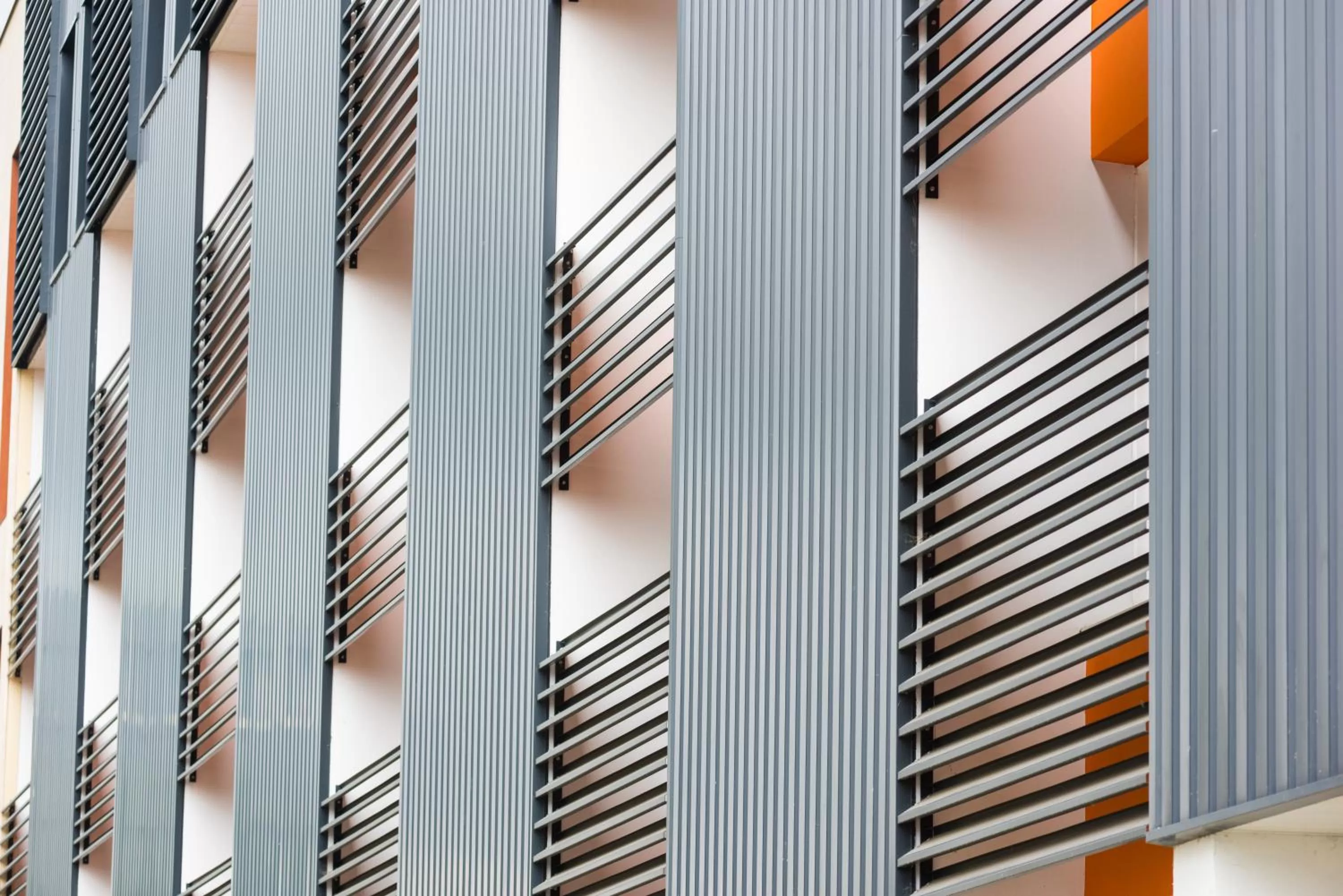 Facade/entrance in Ténéo Apparthôtel Bordeaux Maritime - Cité du vin