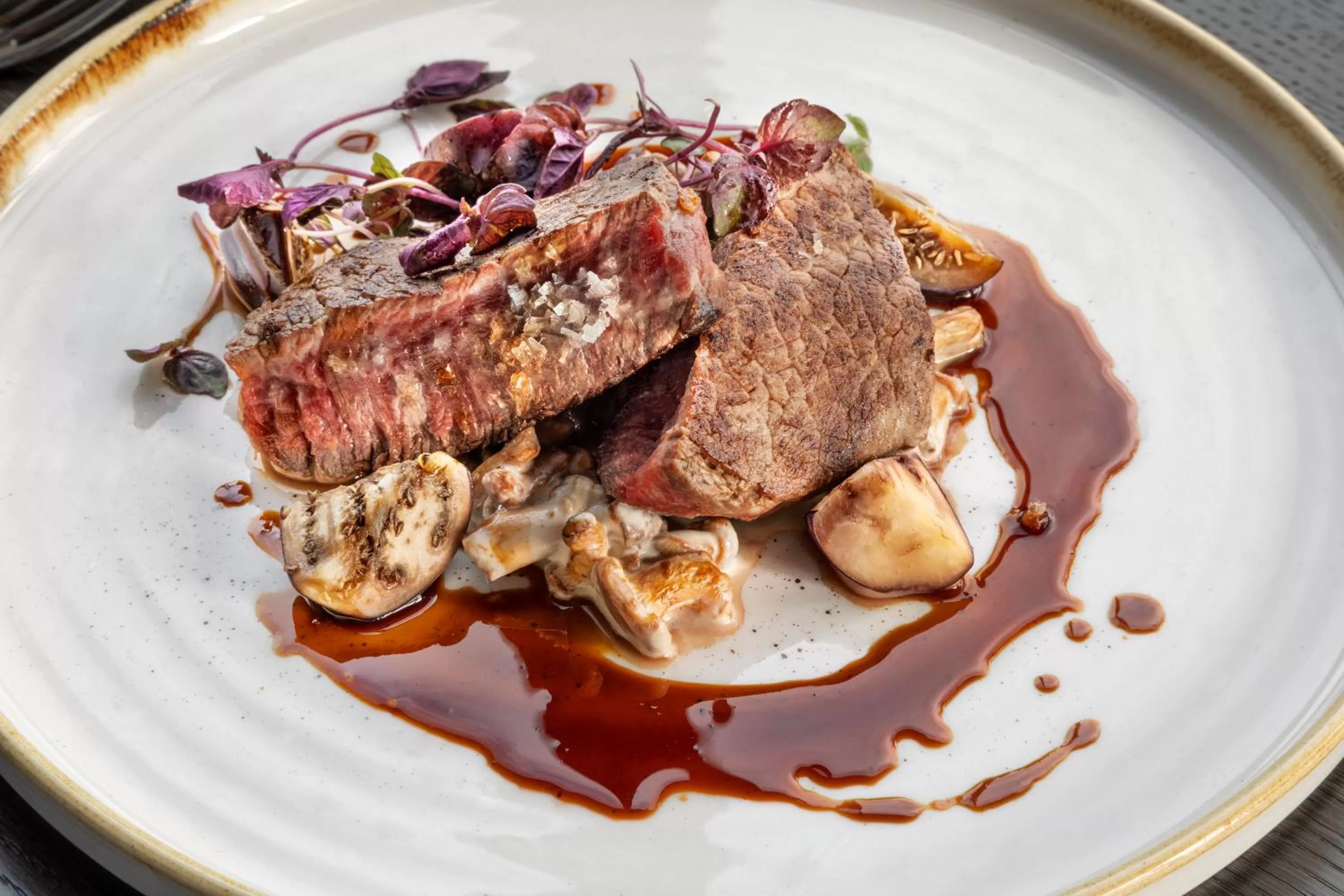 Restaurant/places to eat in Melia Vienna