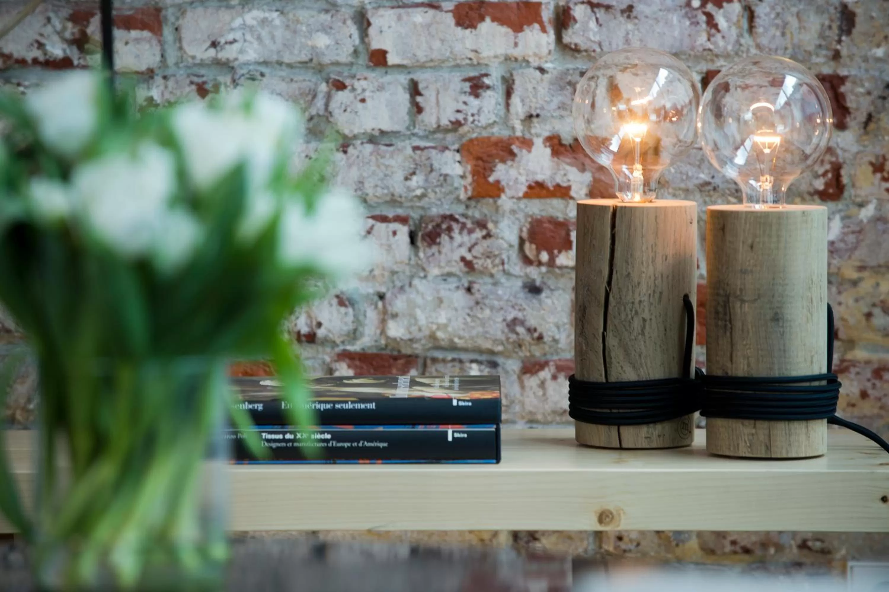 Communal lounge/ TV room in 9Hotel Central