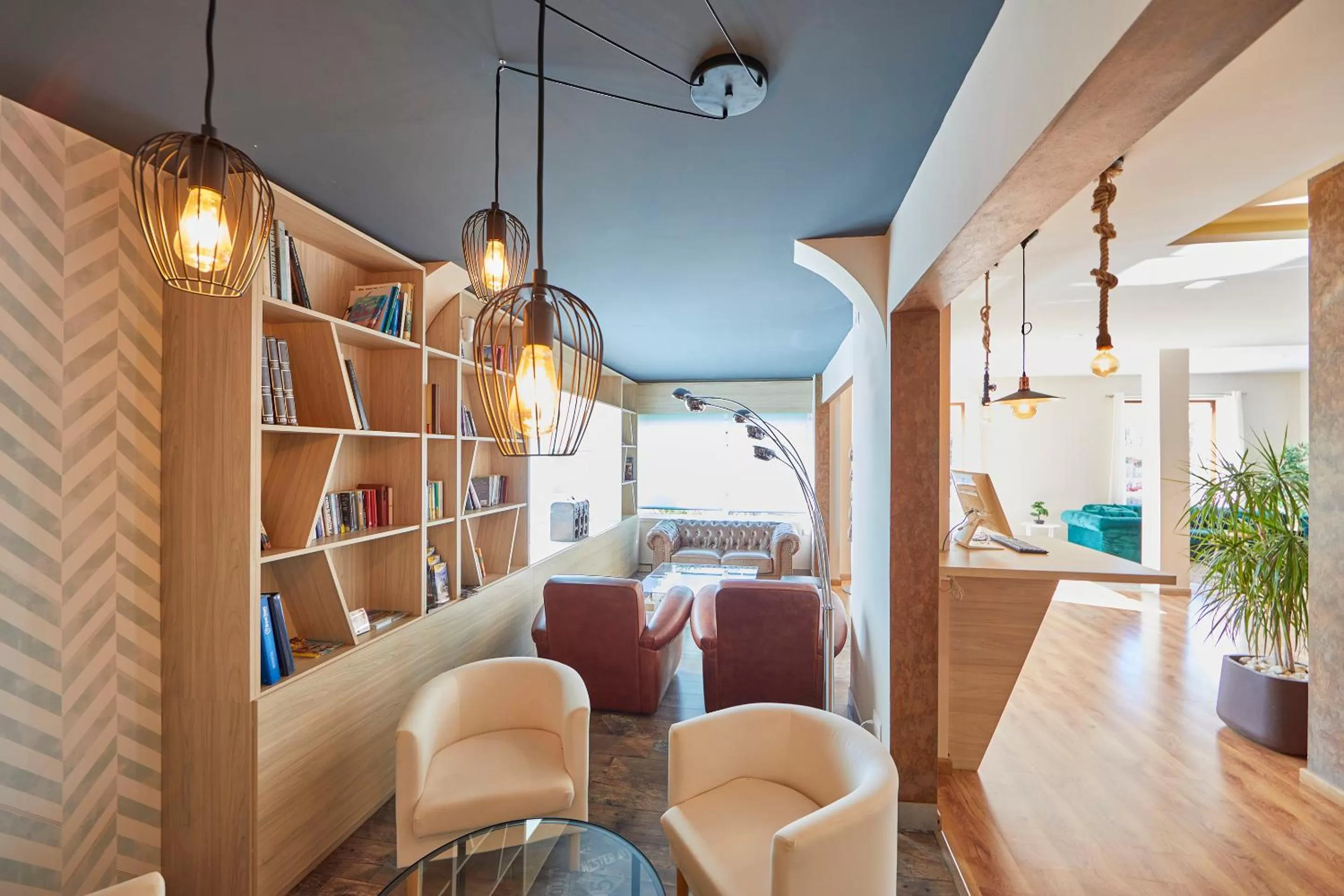 Library in Nura Santa Ponsa & Spa