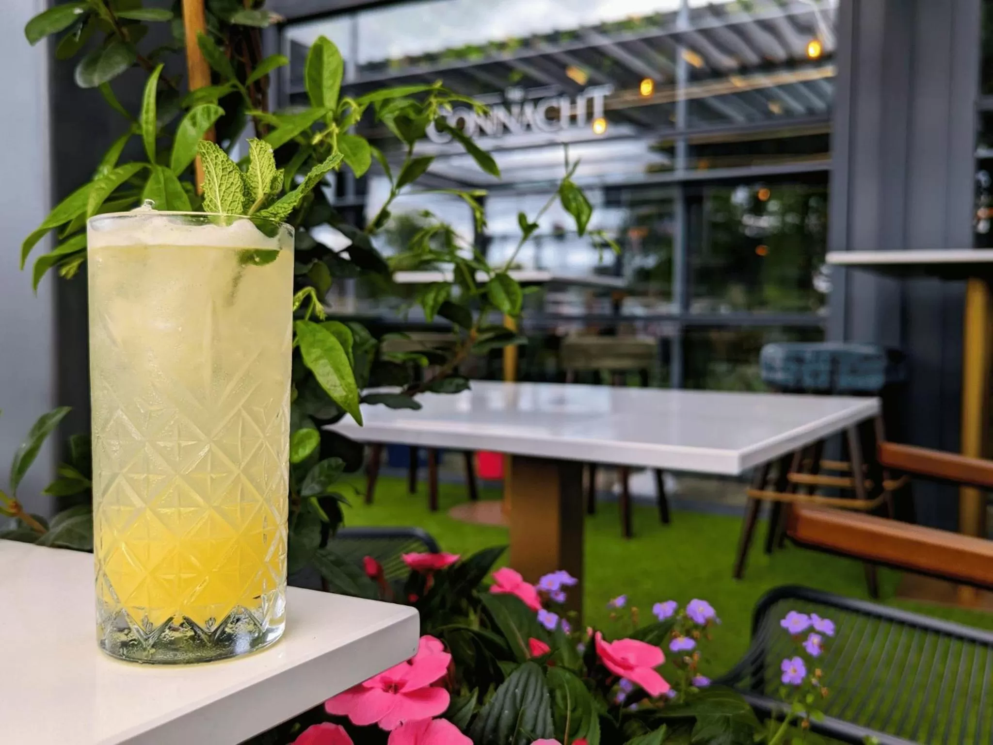 Restaurant/places to eat in The Connacht Hotel