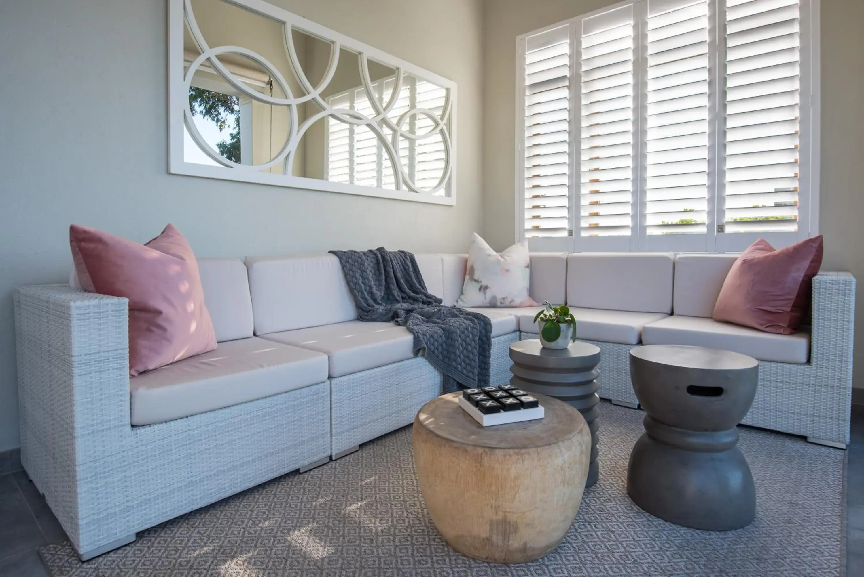 Seating Area in The Clarendon - Fresnaye