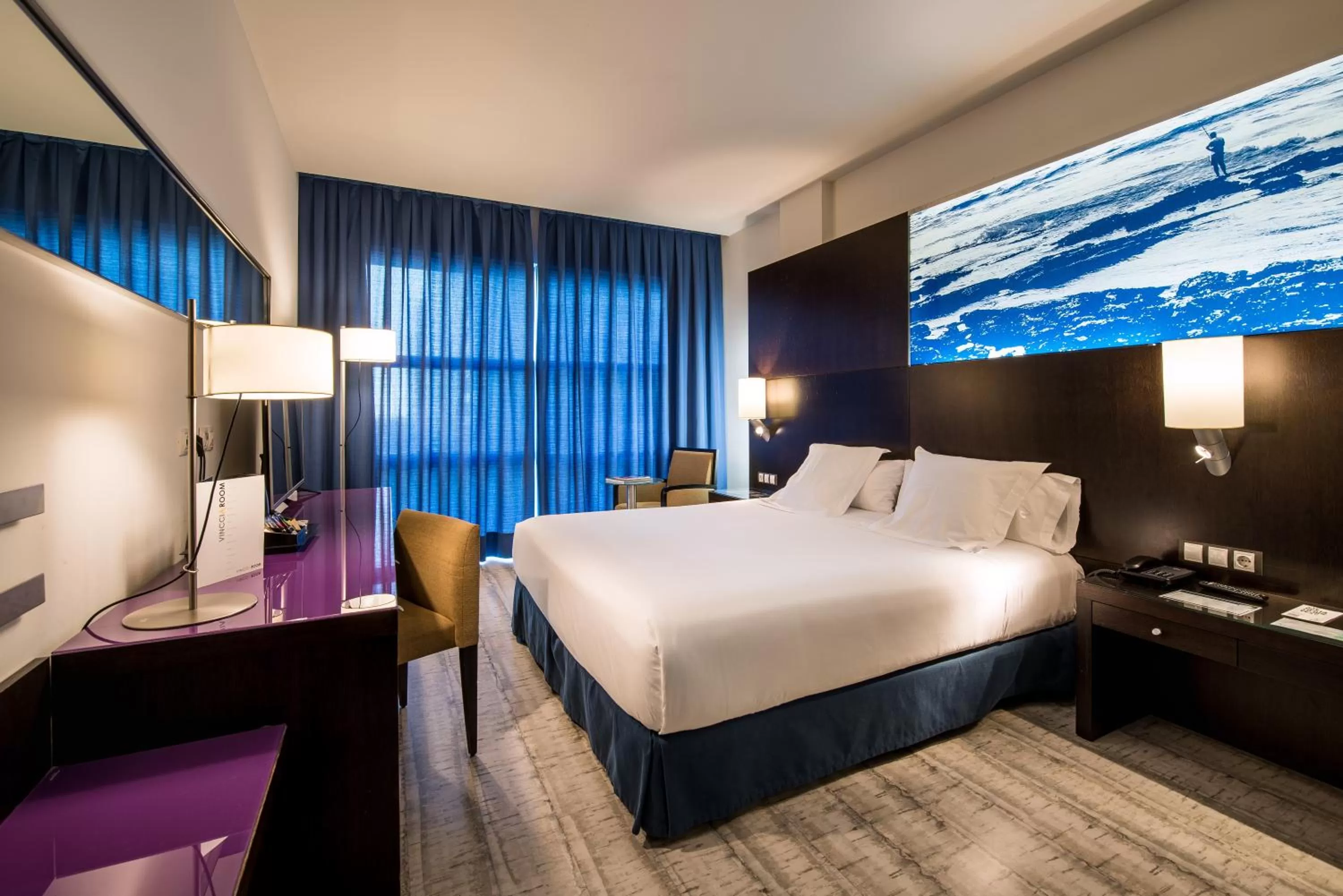 Photo of the whole room, Bed in Vincci Maritimo