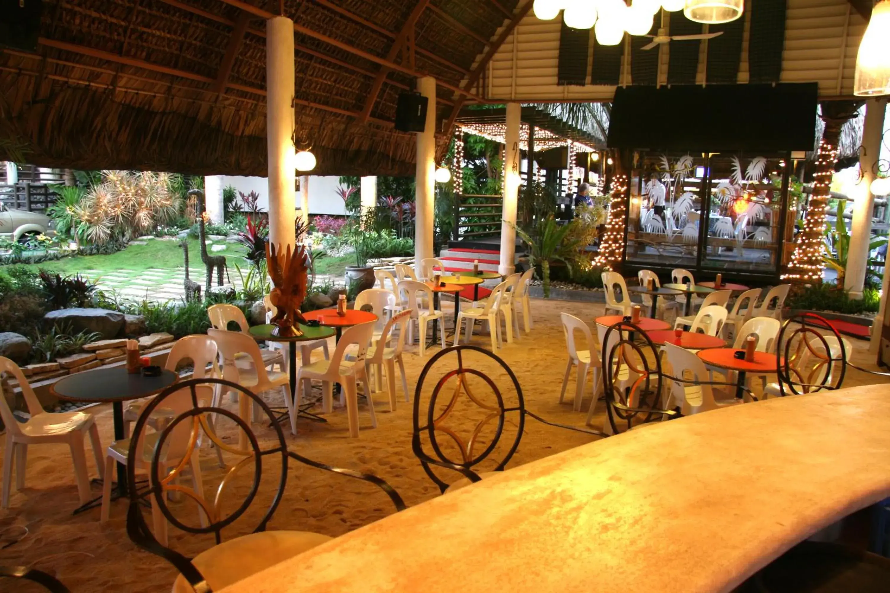 Restaurant/places to eat in Java Hotel Restaurant/places to eat in Java Hotel