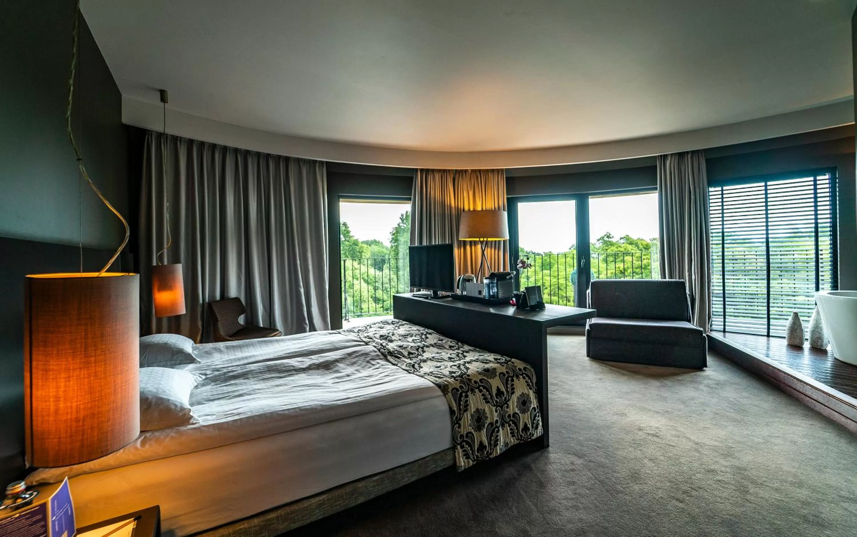 Photo of the whole room, Bed in mOdus Hotel