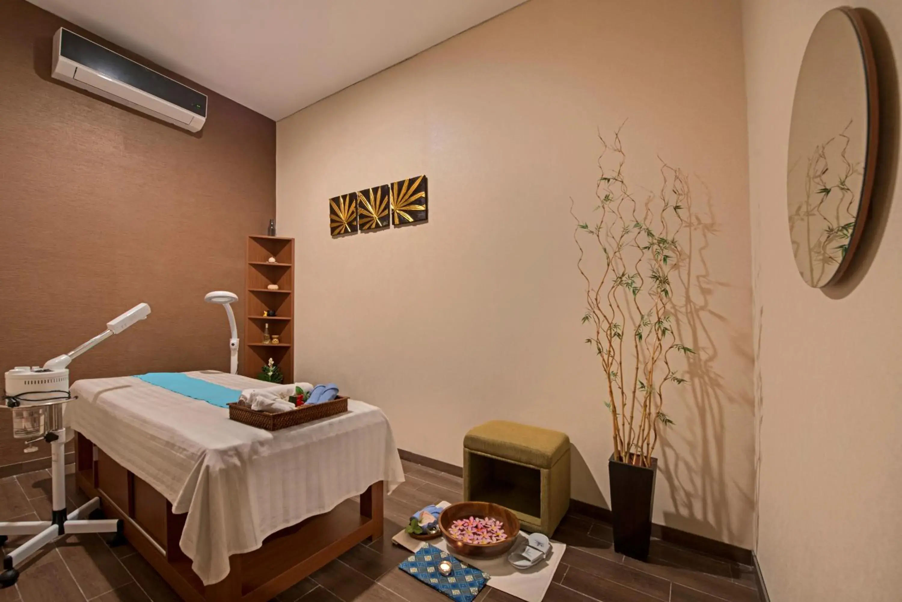 Spa and wellness centre/facilities, Spa/Wellness in Grand Whiz Poins Square Simatupang