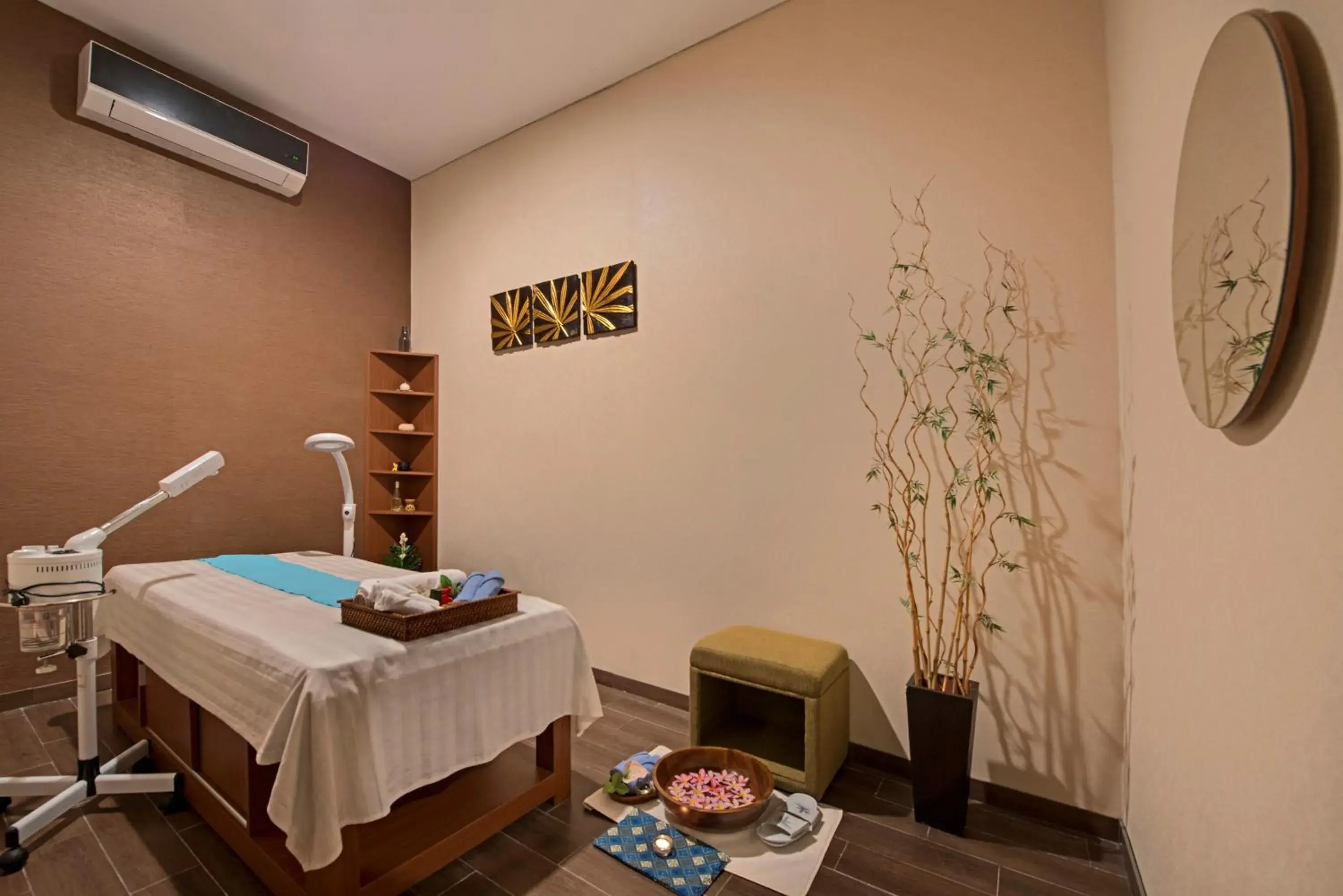 Spa and wellness centre/facilities in Grand Whiz Poins Simatupang Jakarta Spa and wellness centre/facilities in Grand Whiz Poins Simatupang Jakarta