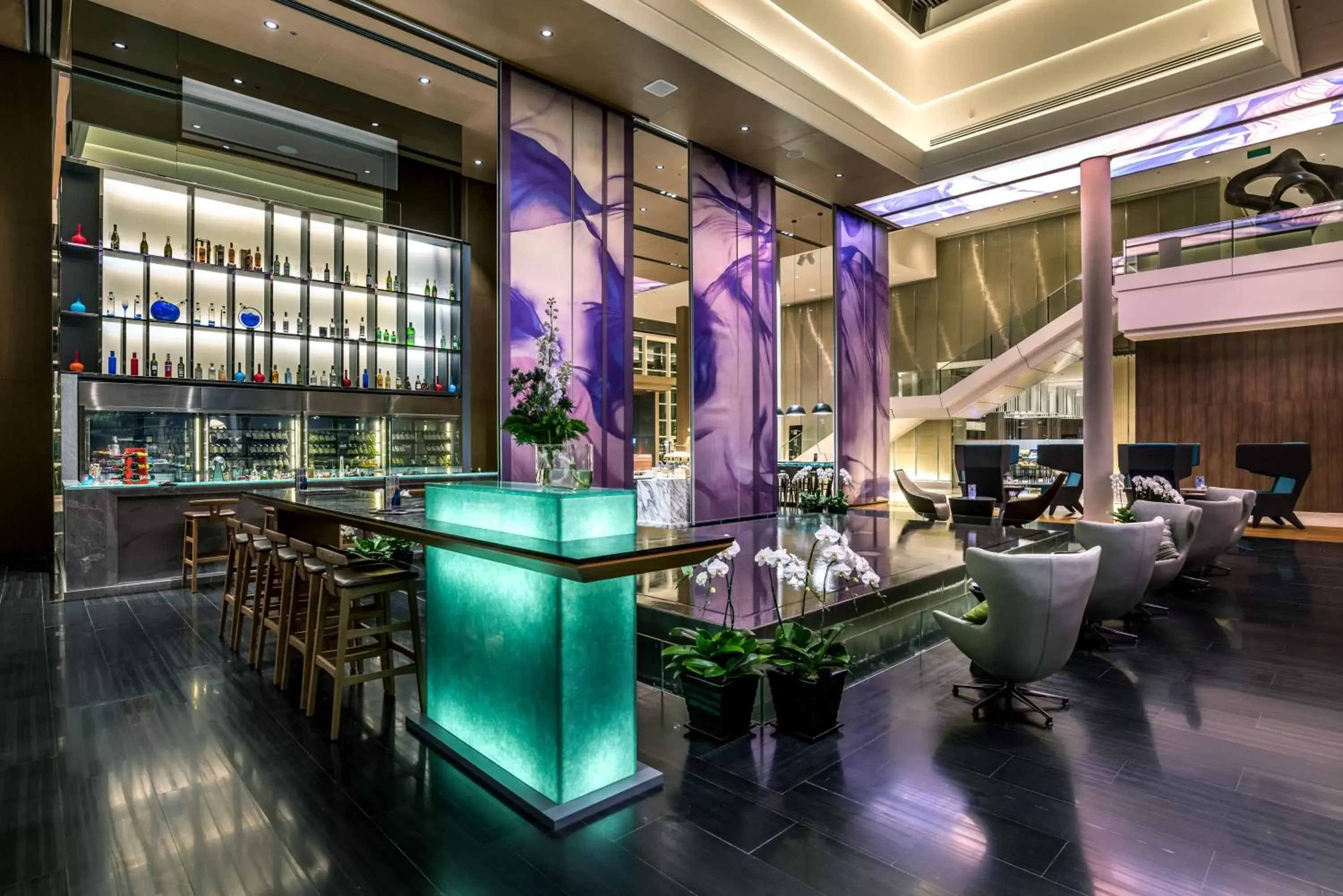 Lobby or reception, Lounge/Bar in Pullman Bangkok King Power