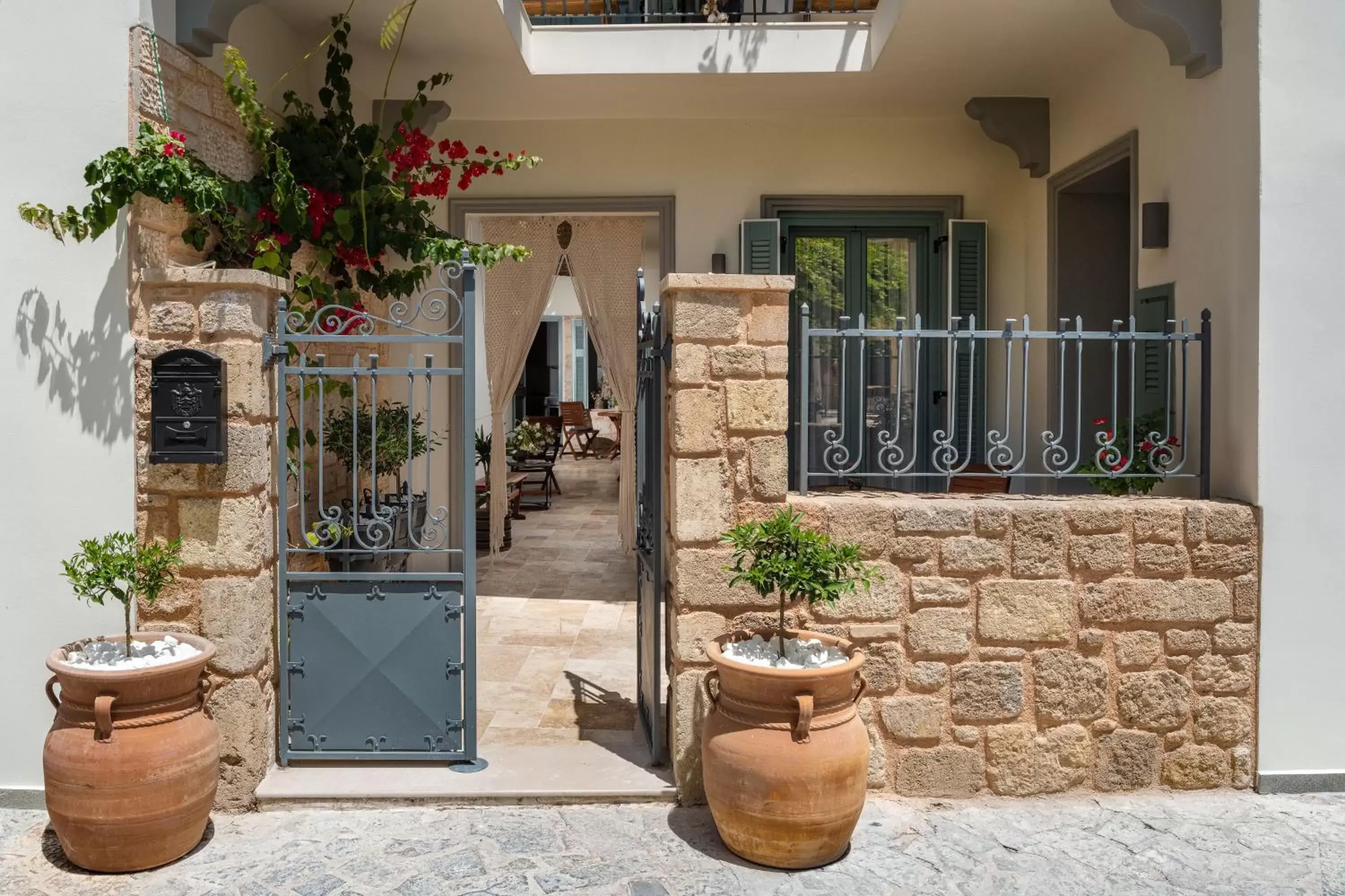 Facade/entrance in Casa Natura