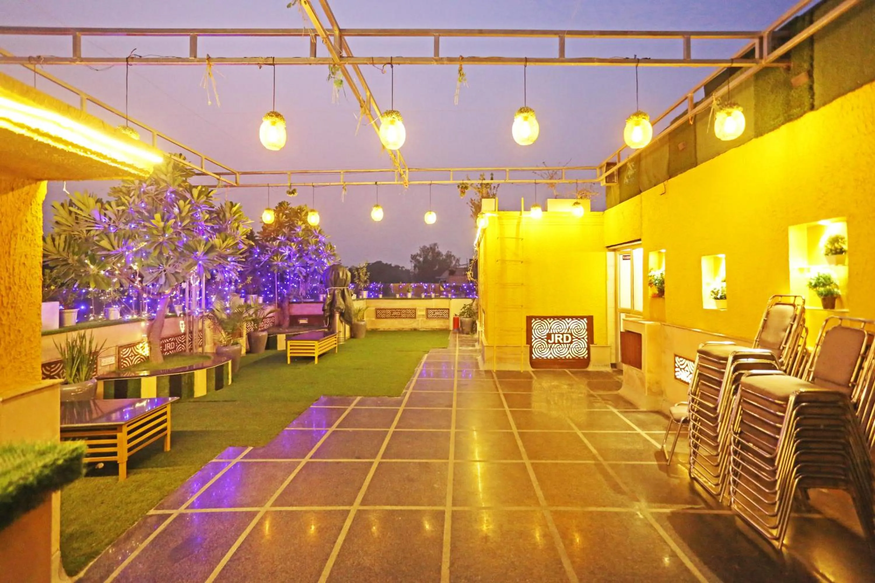 Banquet/Function facilities in JRD Luxury-Business Hotel