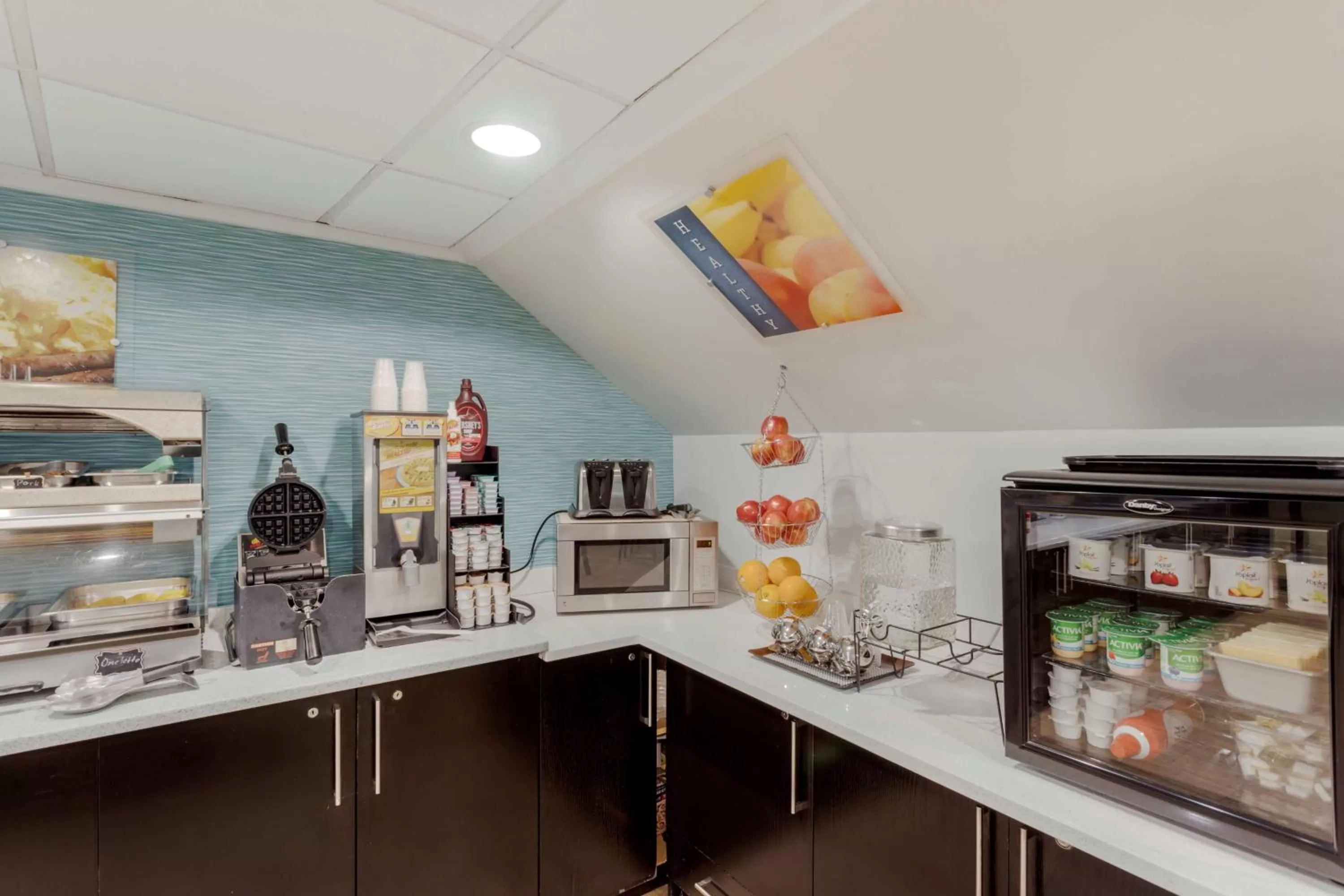 Breakfast in Best Western Plus Brooklyn Bay Hotel