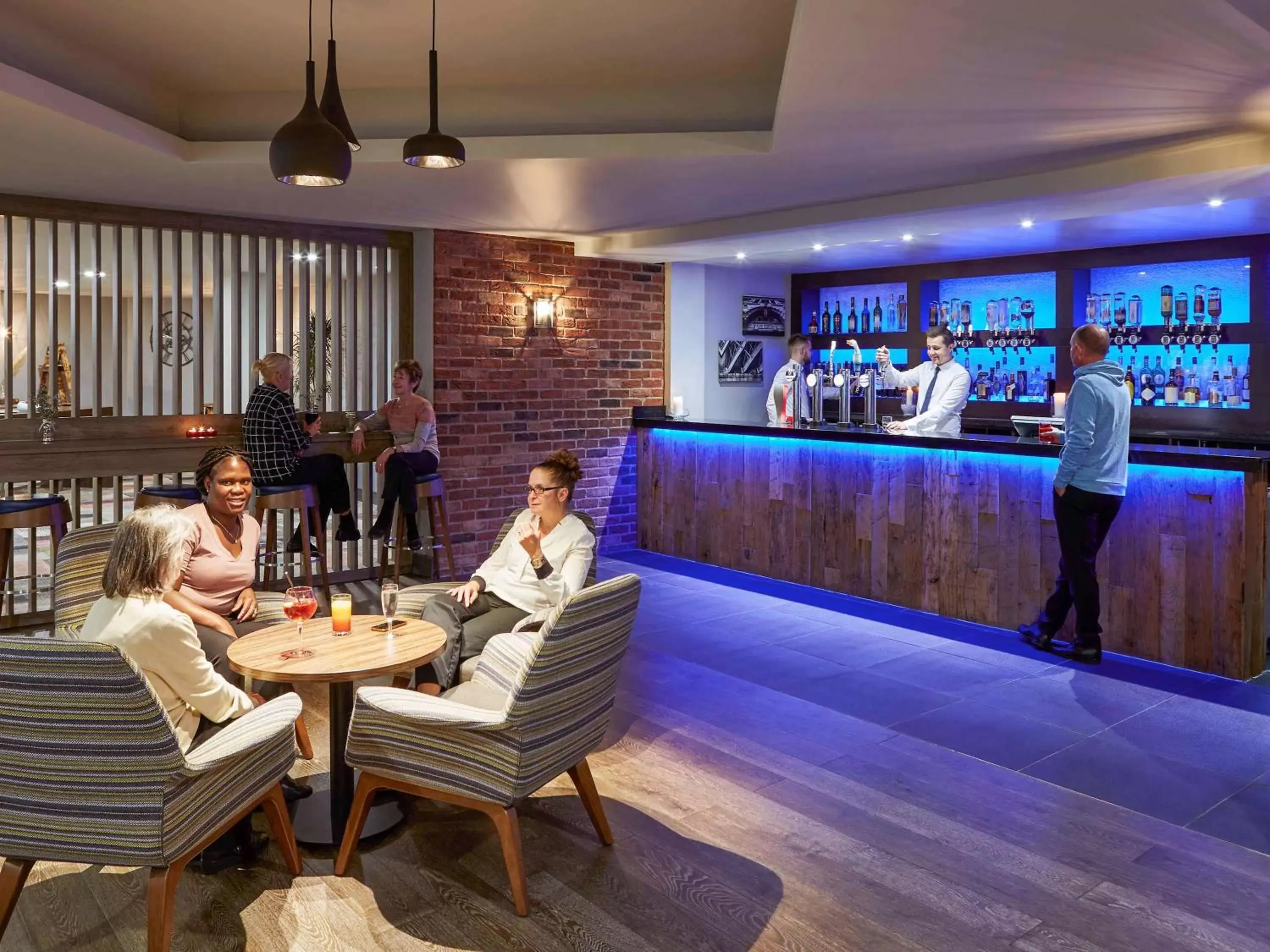 Lounge or bar in Novotel Manchester West