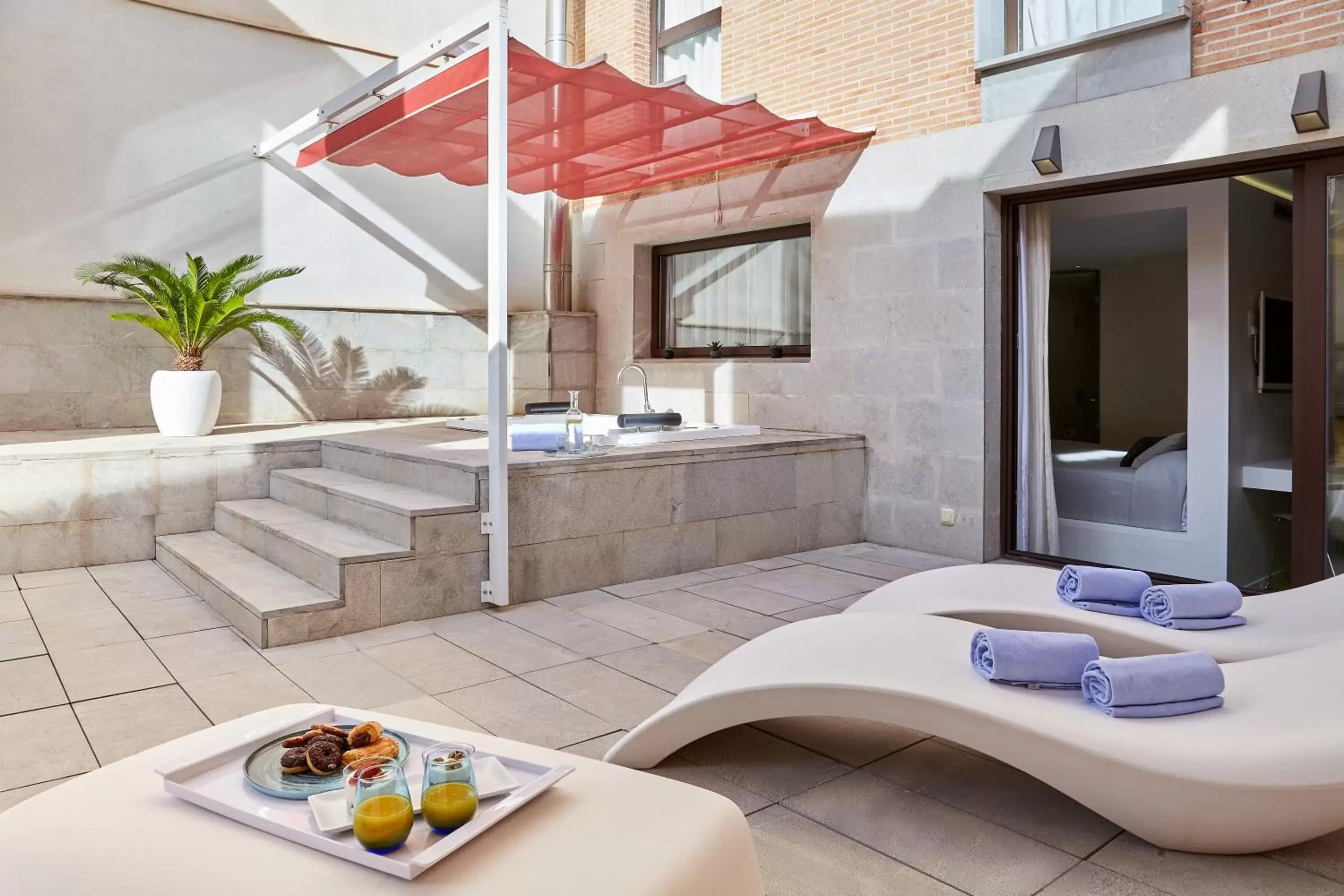 Balcony/Terrace in Hotel Macià Granada Five Senses Rooms & Suites